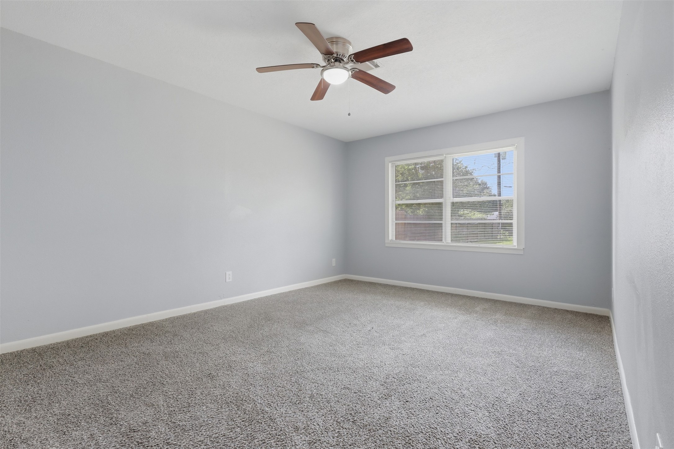 102 Tanglewood Street Property Photo 12