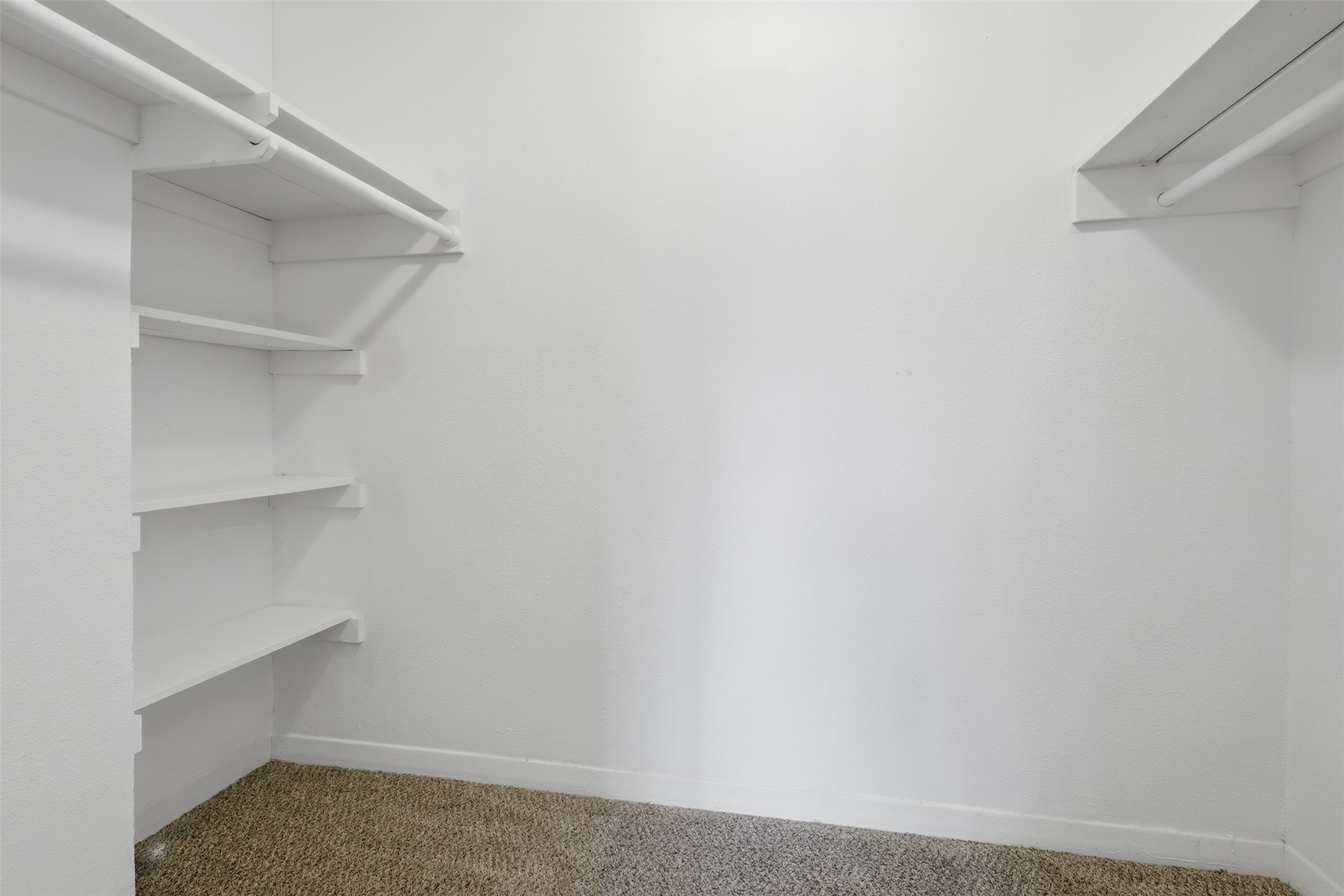 102 Tanglewood Street Property Photo 15