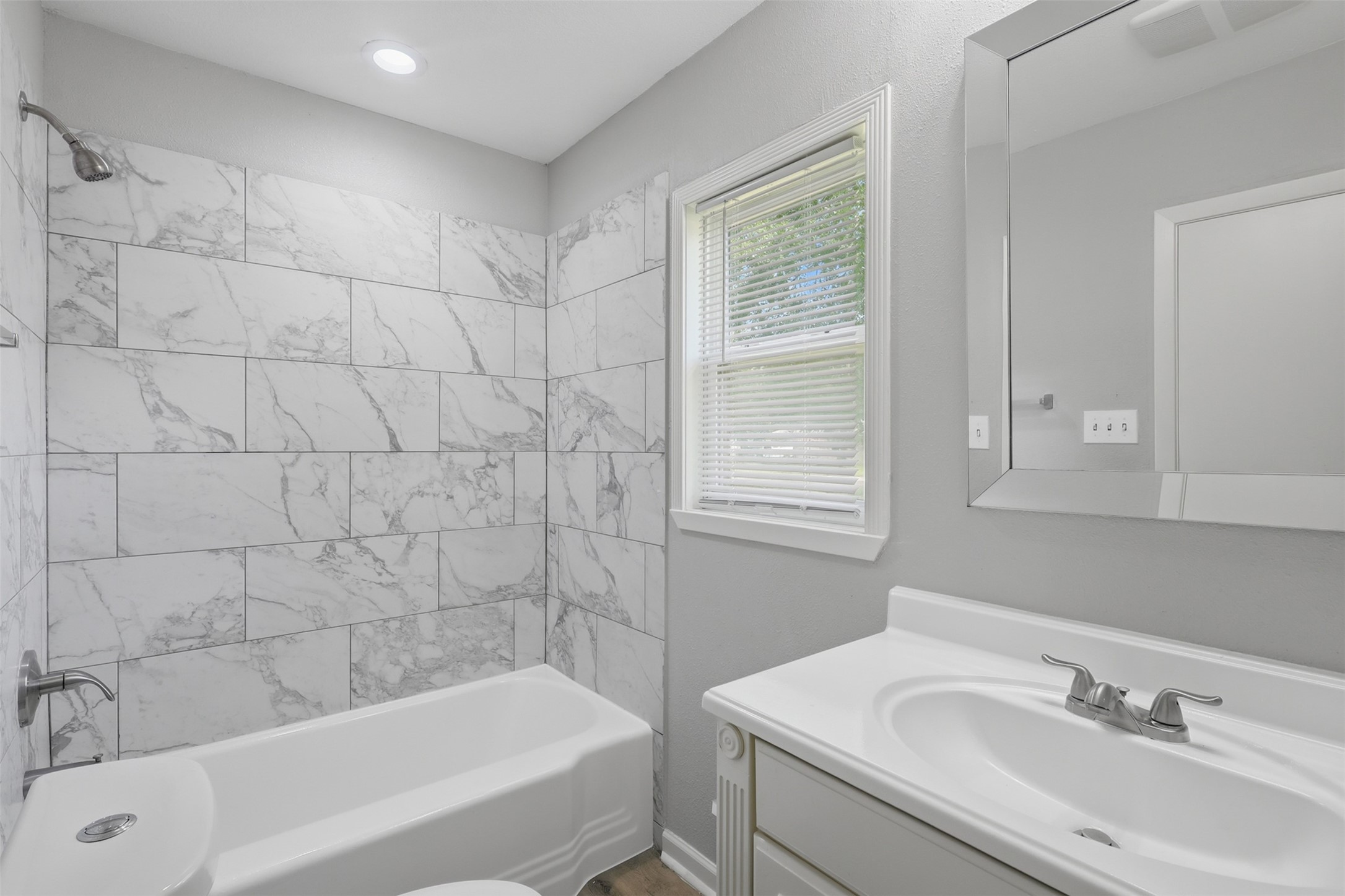 102 Tanglewood Street Property Photo 20