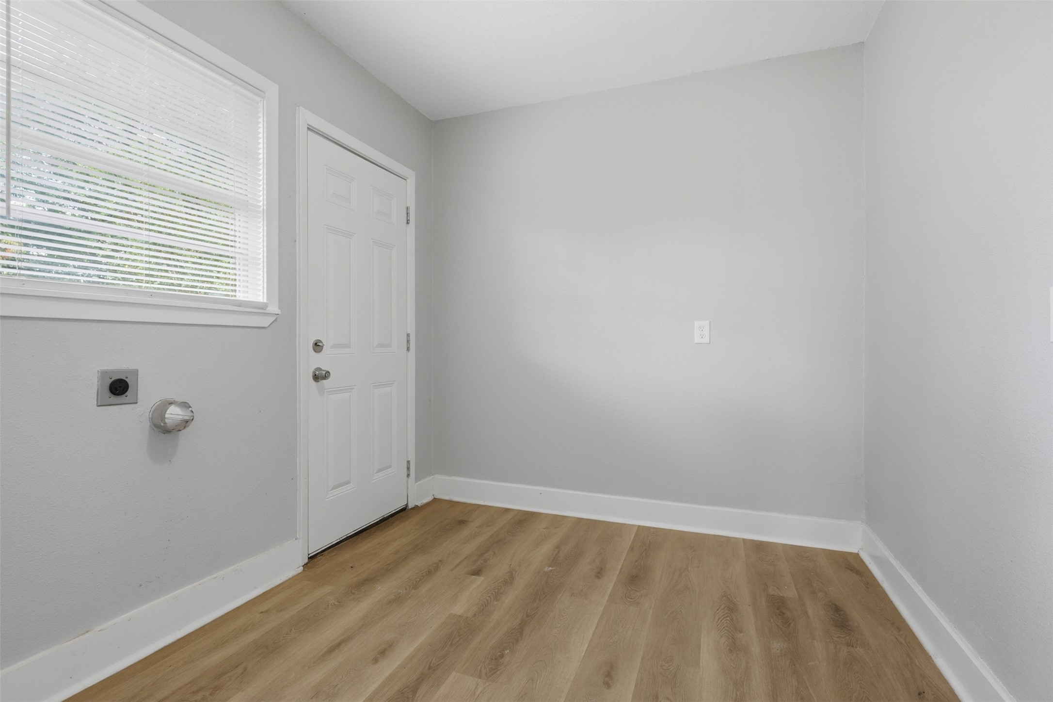 102 Tanglewood Street Property Photo 24