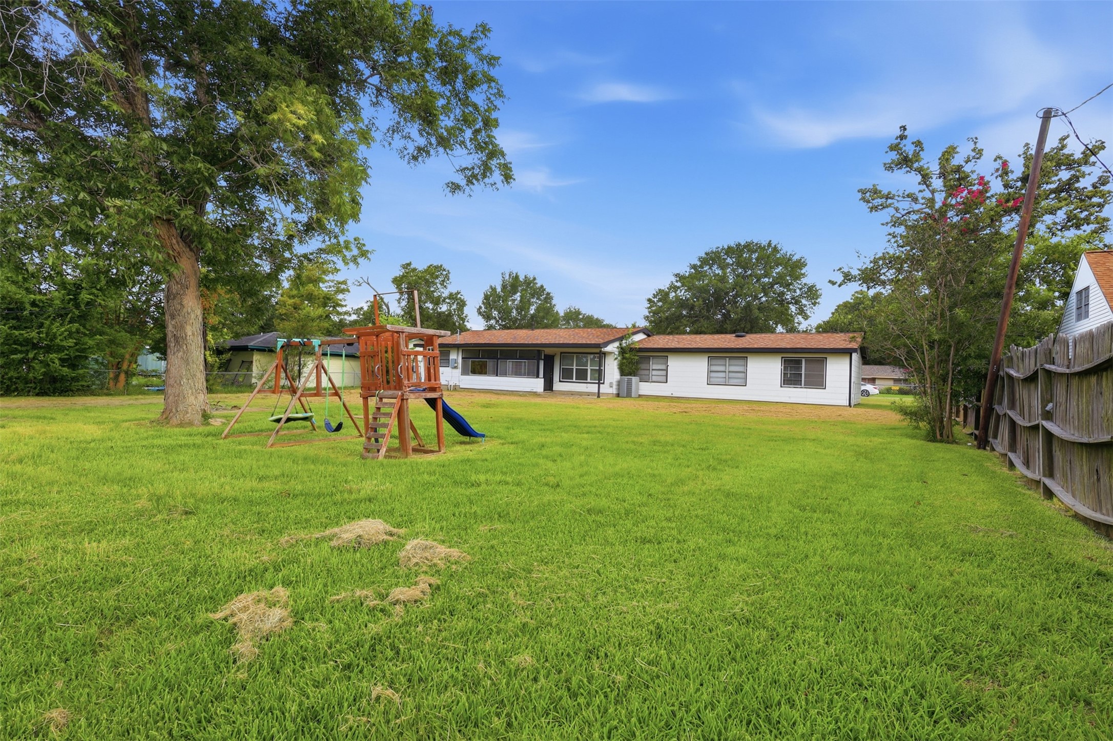 102 Tanglewood Street Property Photo 25