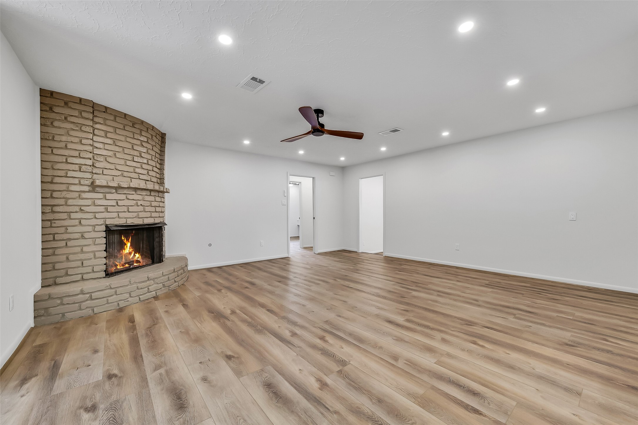 1617 Wavecrest Lane Property Photo 3