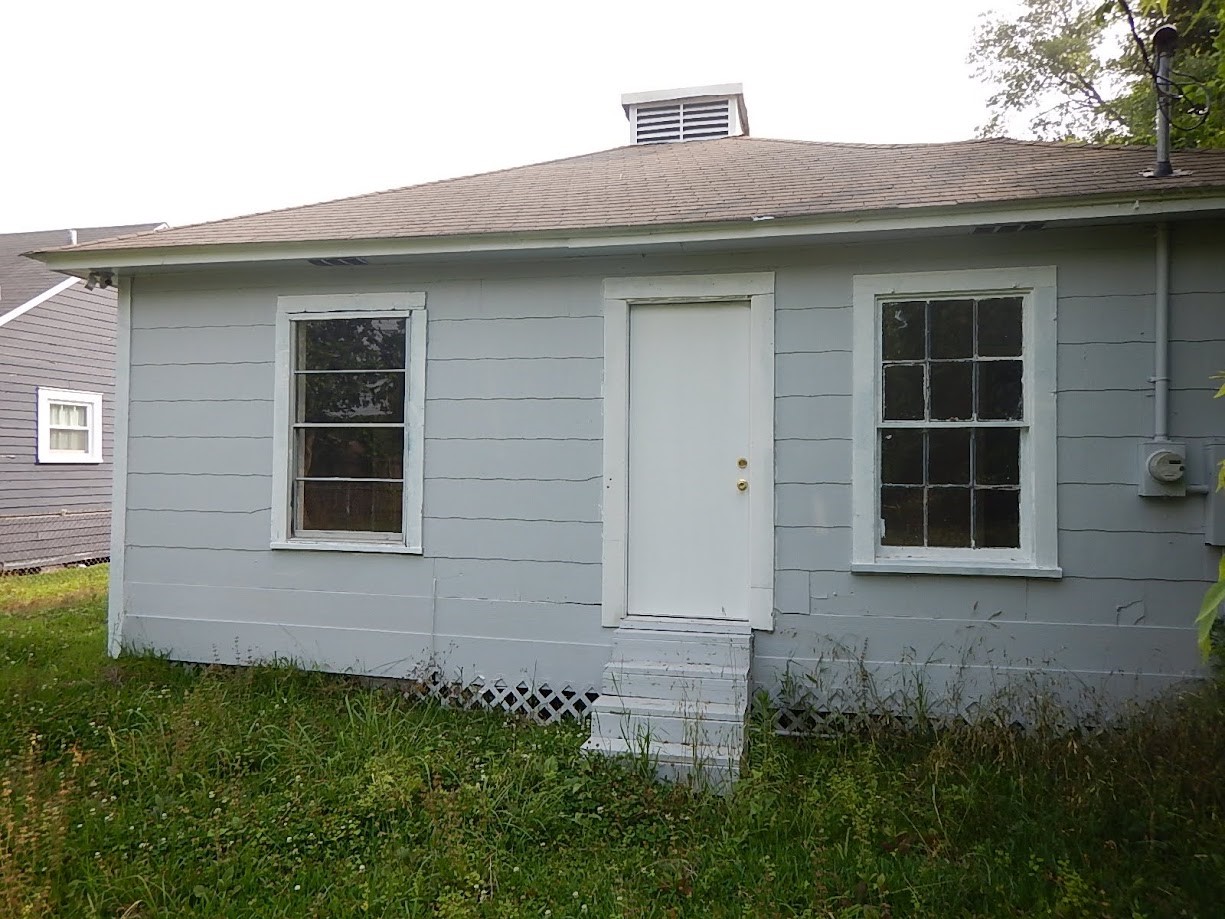 1105 18th Street Property Photo 3