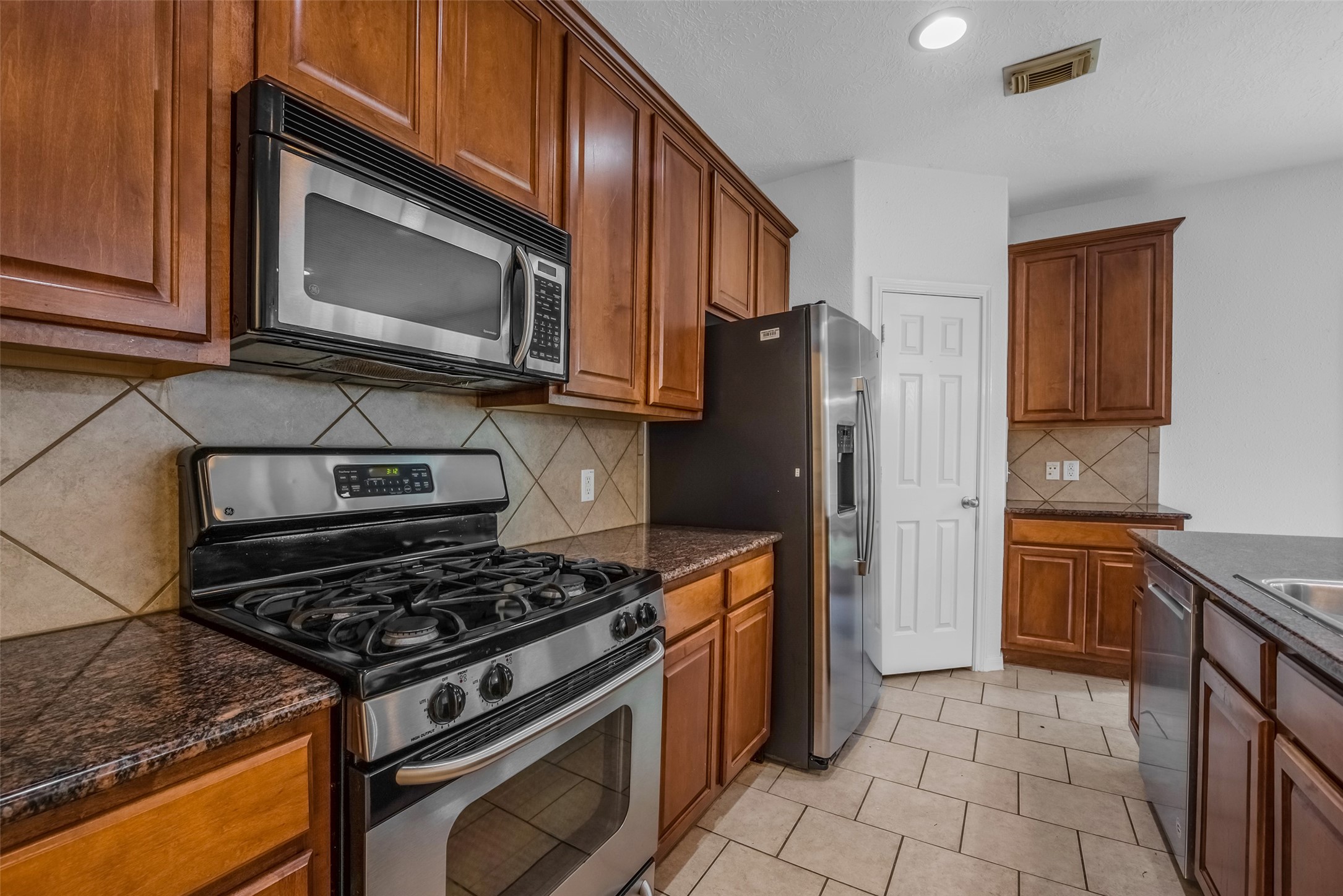 75 N Spinning Wheel Circle Property Photo 15