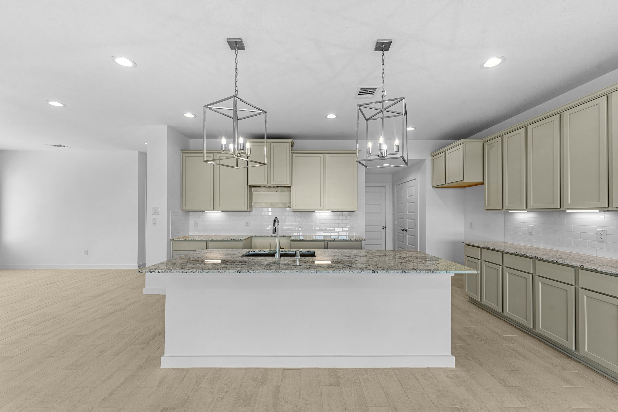 822 Orchard Vale Road Property Photo 2