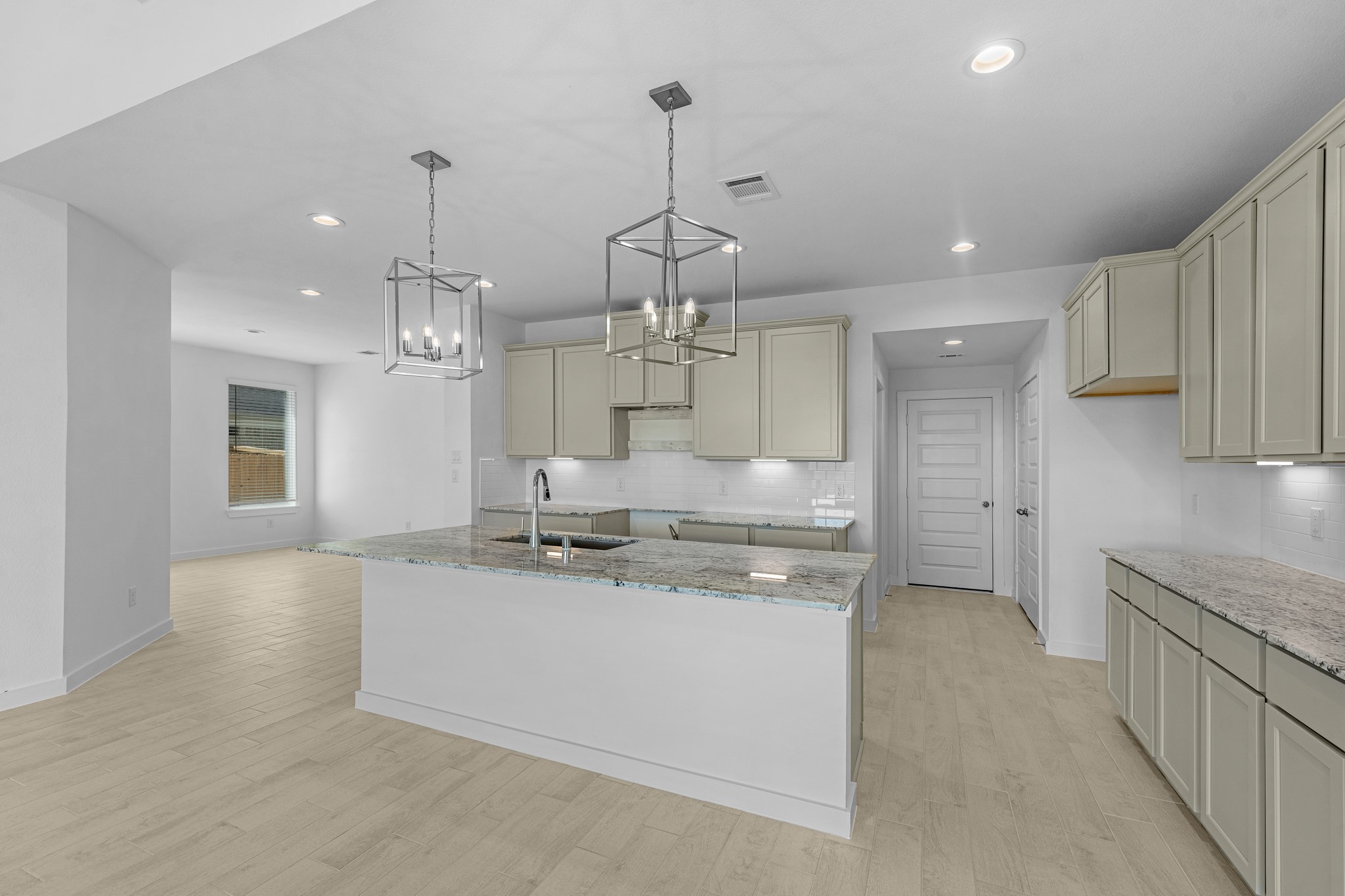 822 Orchard Vale Road Property Photo 3