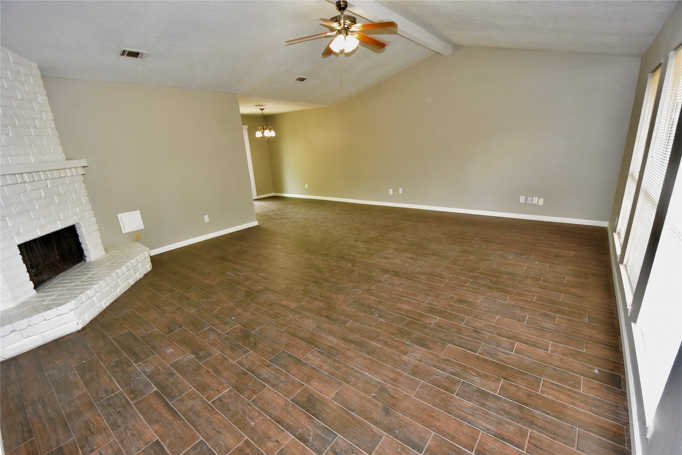 910 Golden West Drive Property Photo 11
