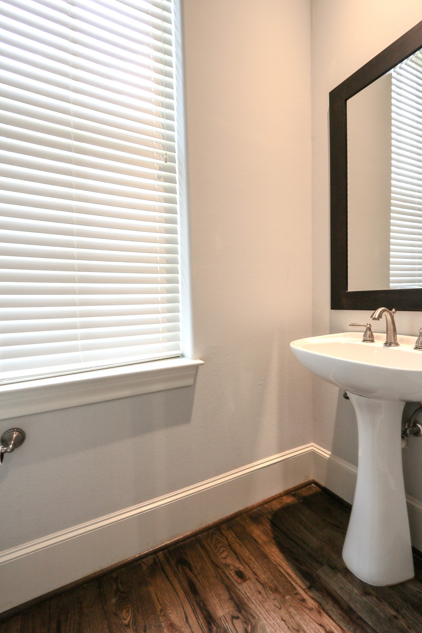 2037 Fannin Station N Property Photo 25
