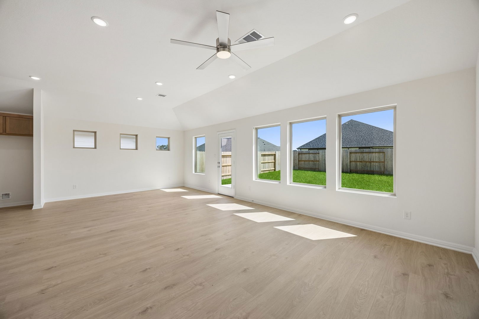 31108 Rena Coast Drive Property Photo 7