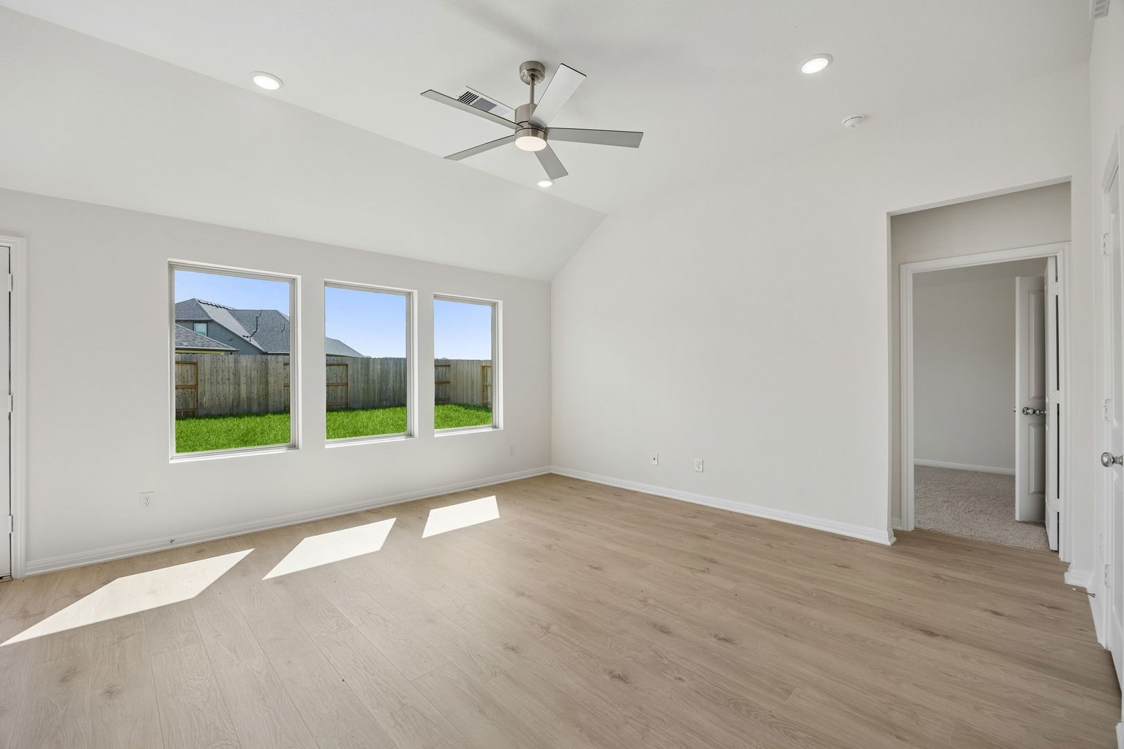 31108 Rena Coast Drive Property Photo 8