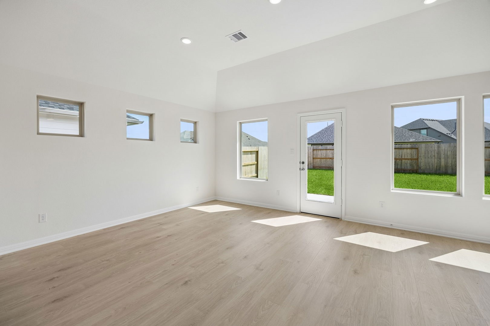 31108 Rena Coast Drive Property Photo 9