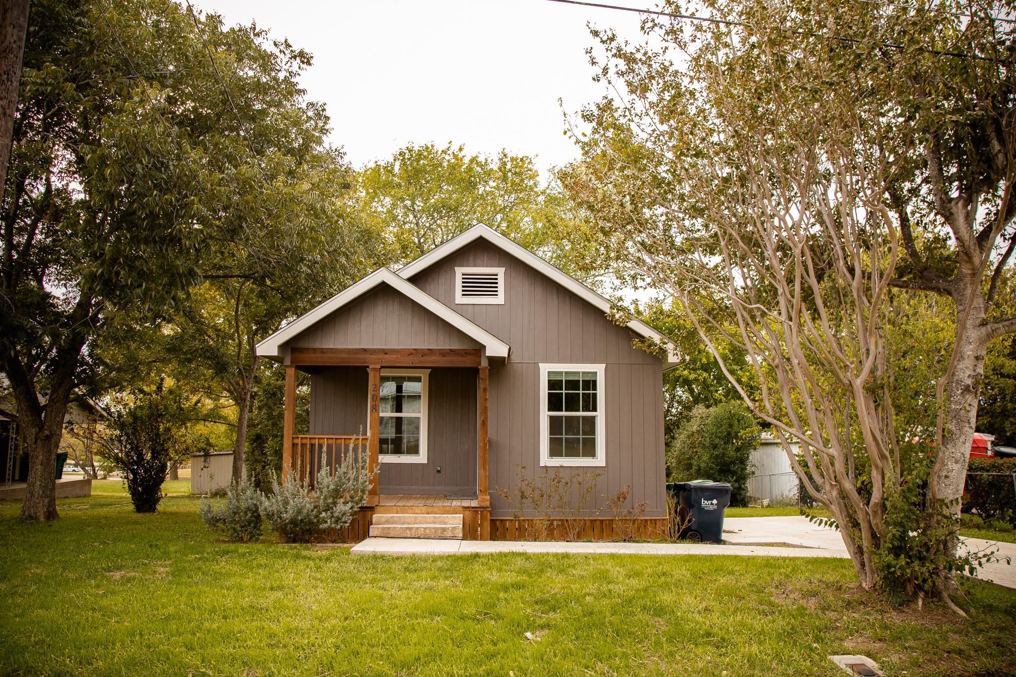 208 Joseph Street Property Photo 1