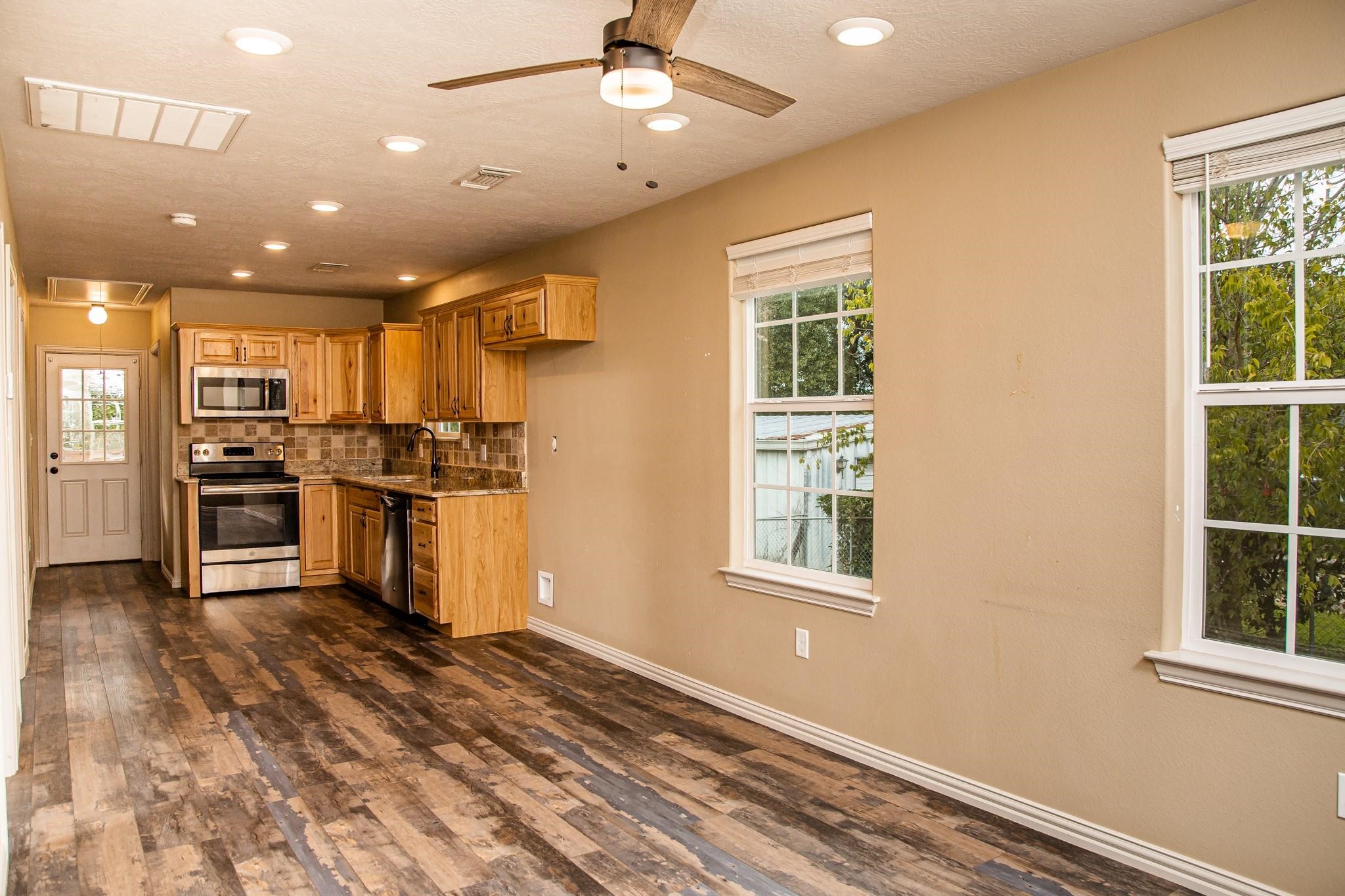 208 Joseph Street Property Photo 7