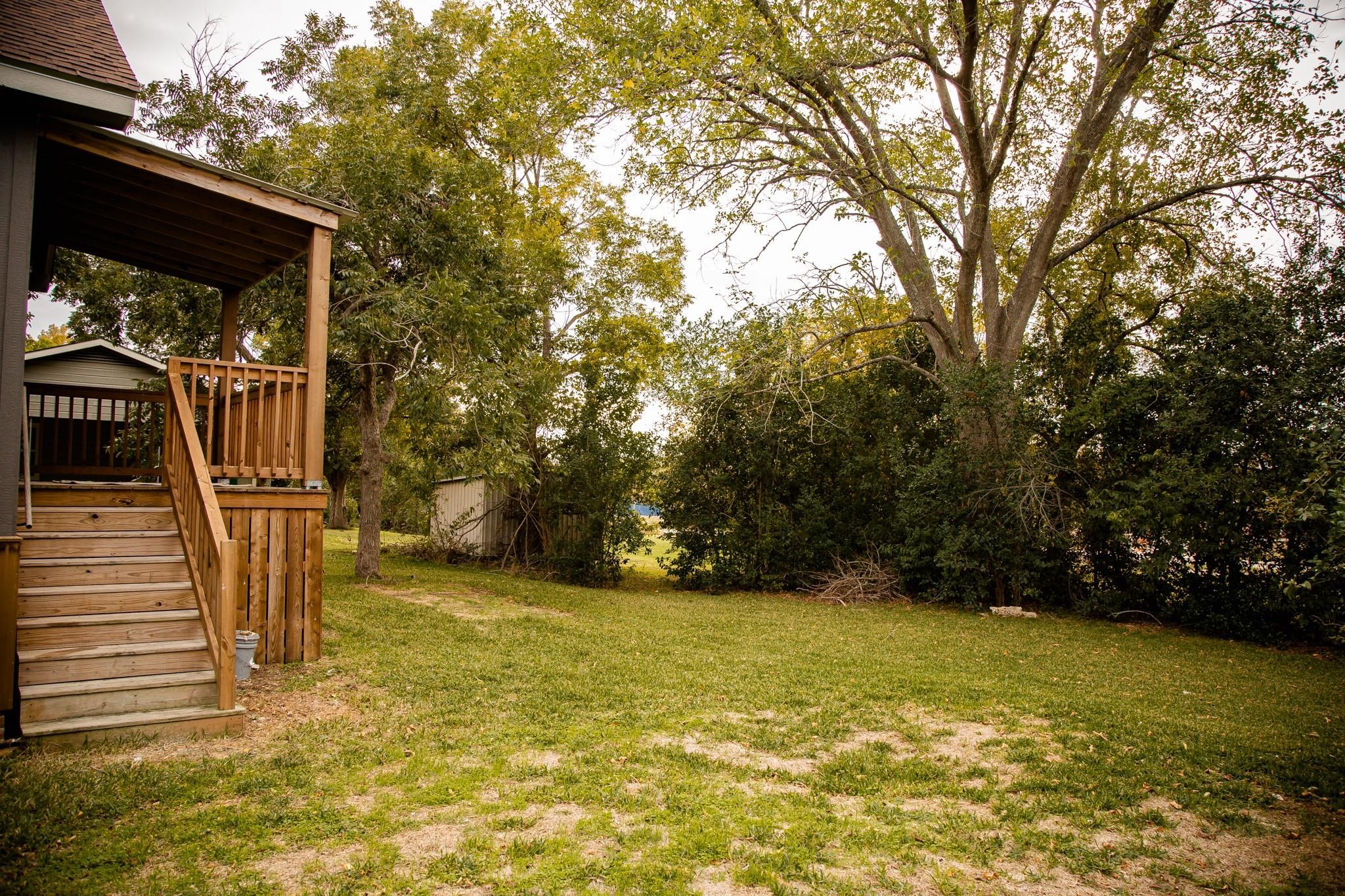 208 Joseph Street Property Photo 14