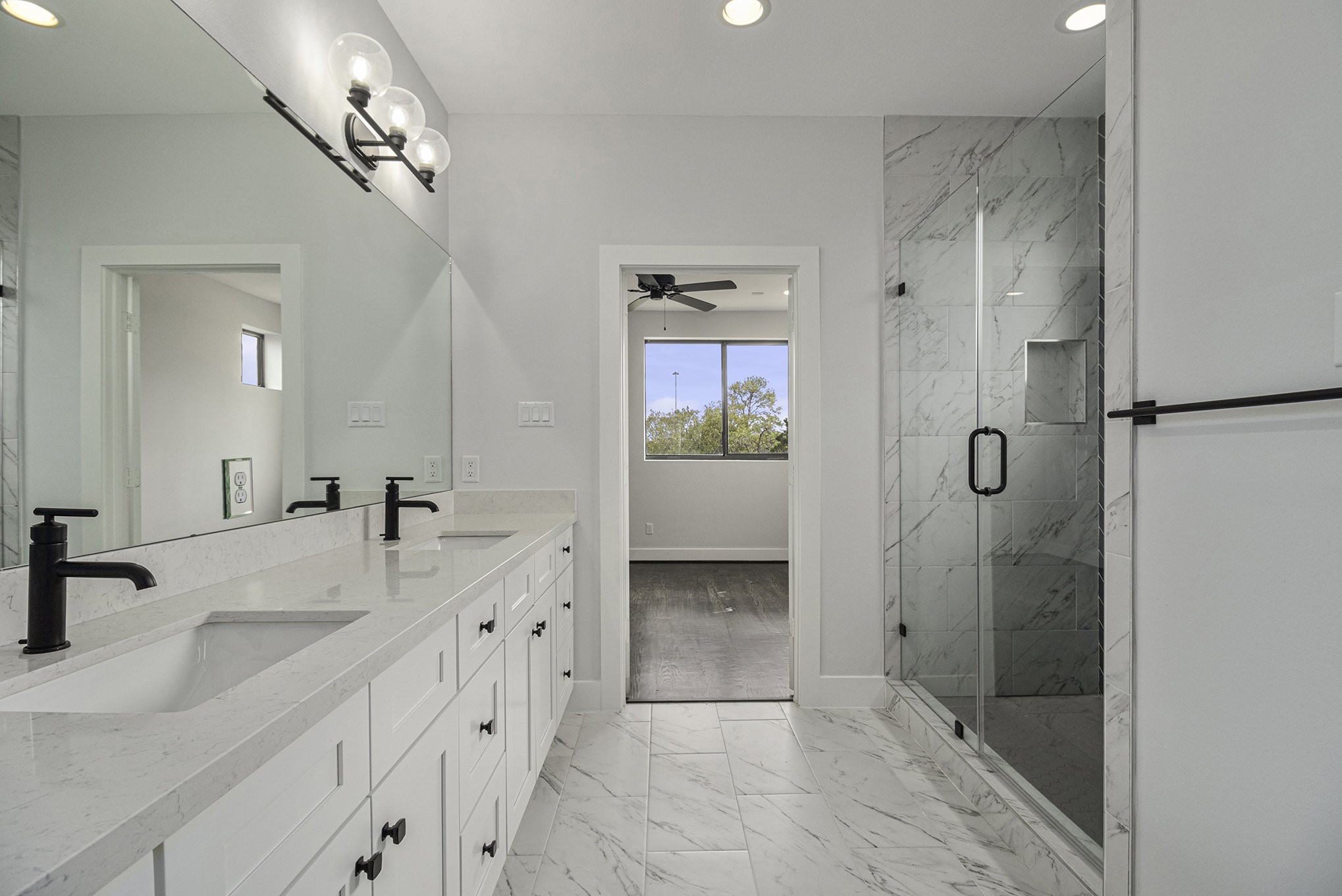 503 E 34th Street Property Photo 17