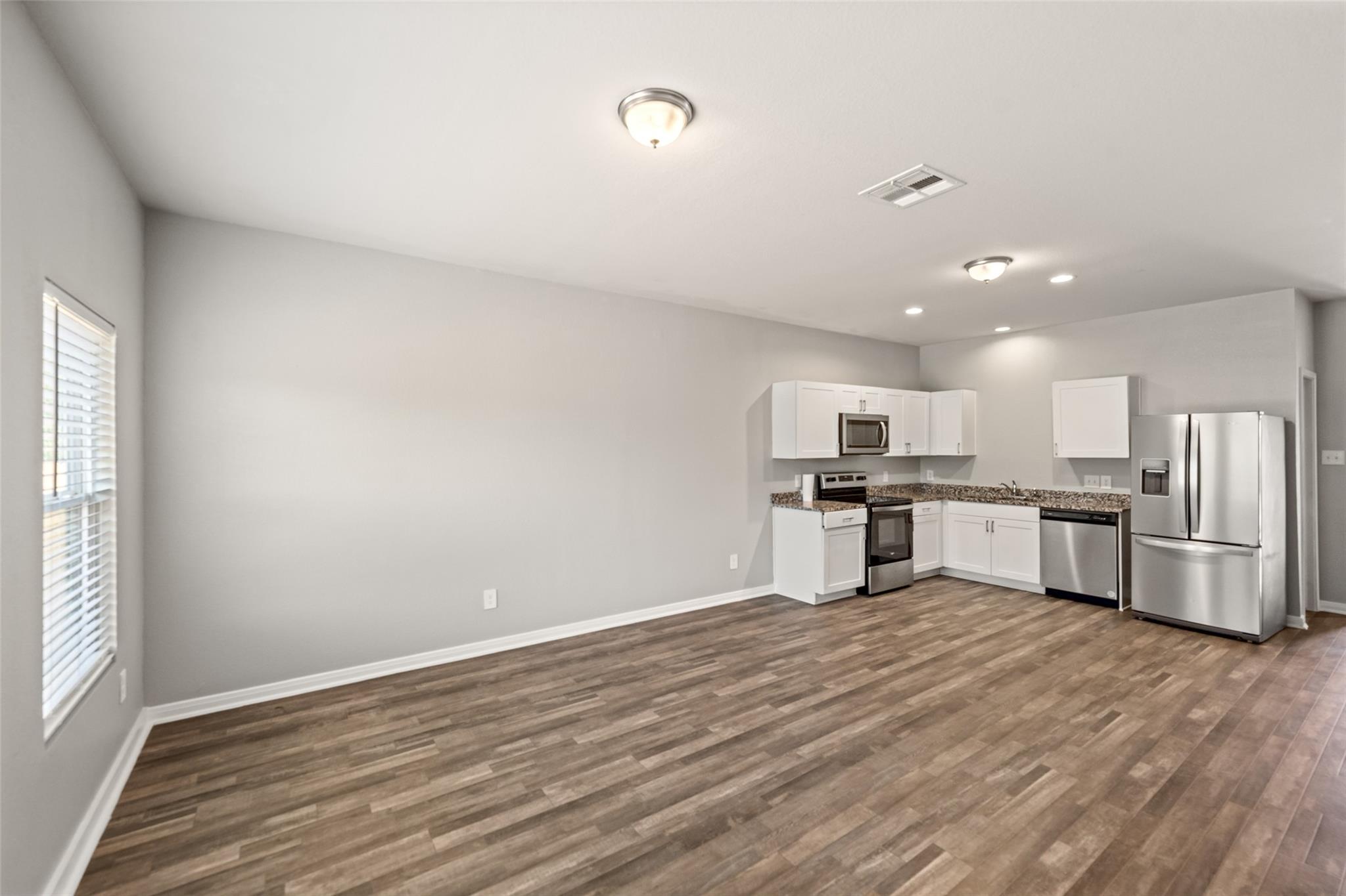 2537 18th Street Property Photo 9