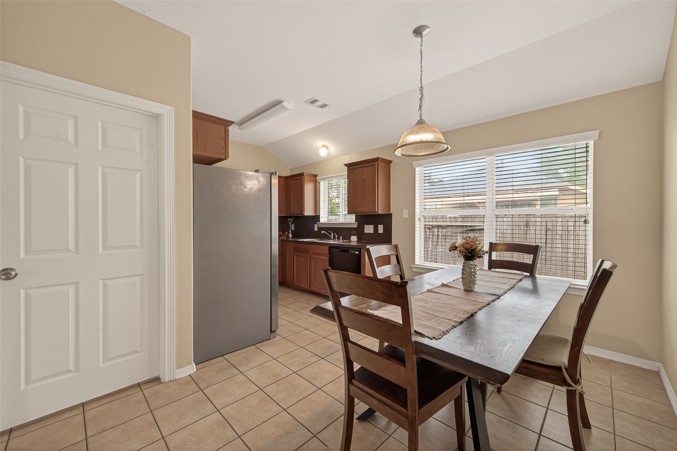19410 Cypress Rose Court Property Photo 8