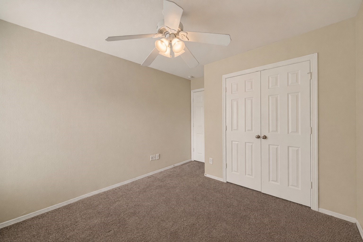 19410 Cypress Rose Court Property Photo 16