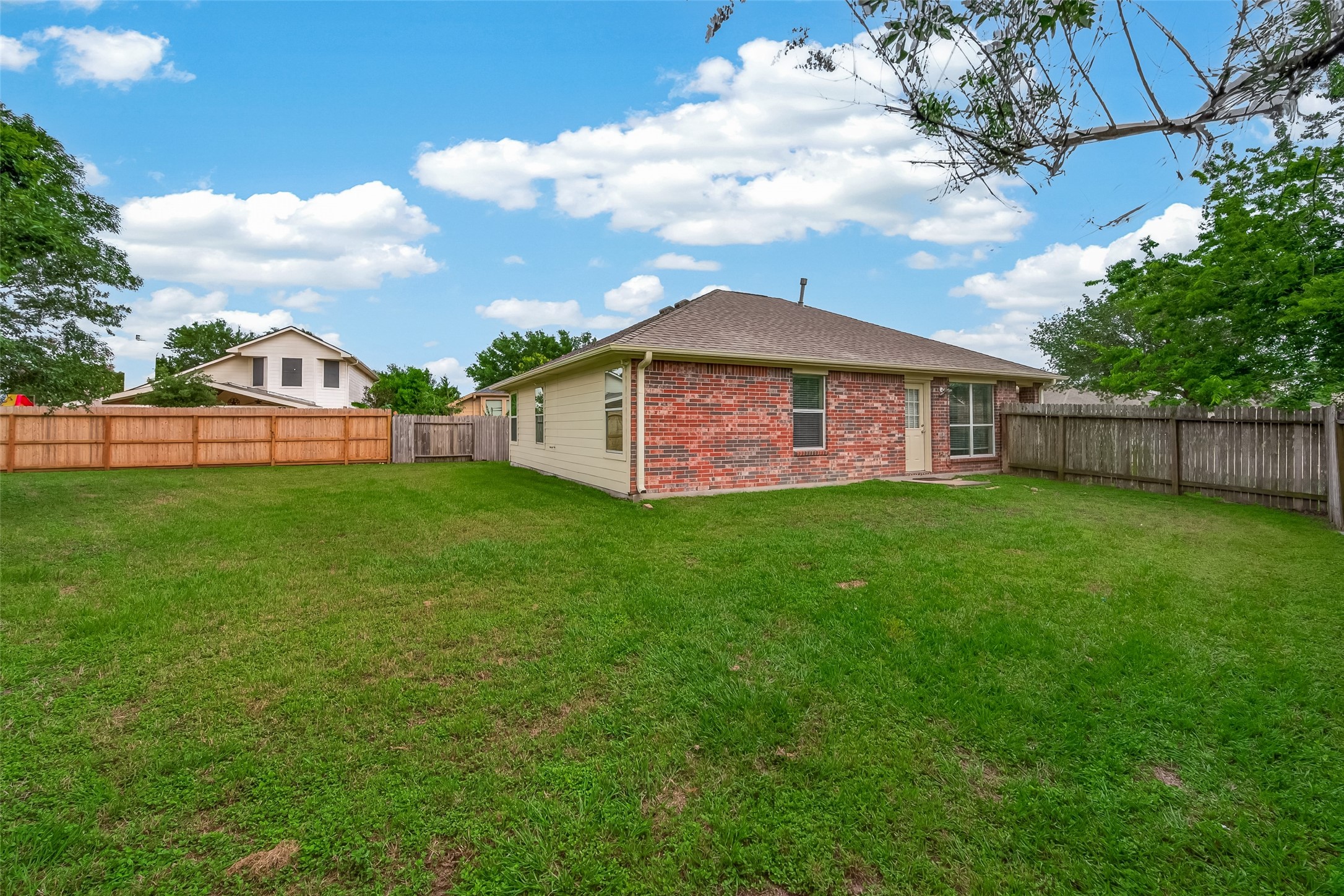 19410 Cypress Rose Court Property Photo 24