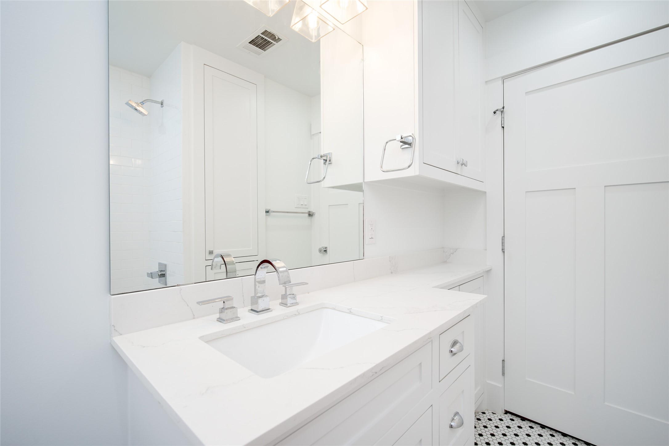 716 Kelley Street Property Photo 14