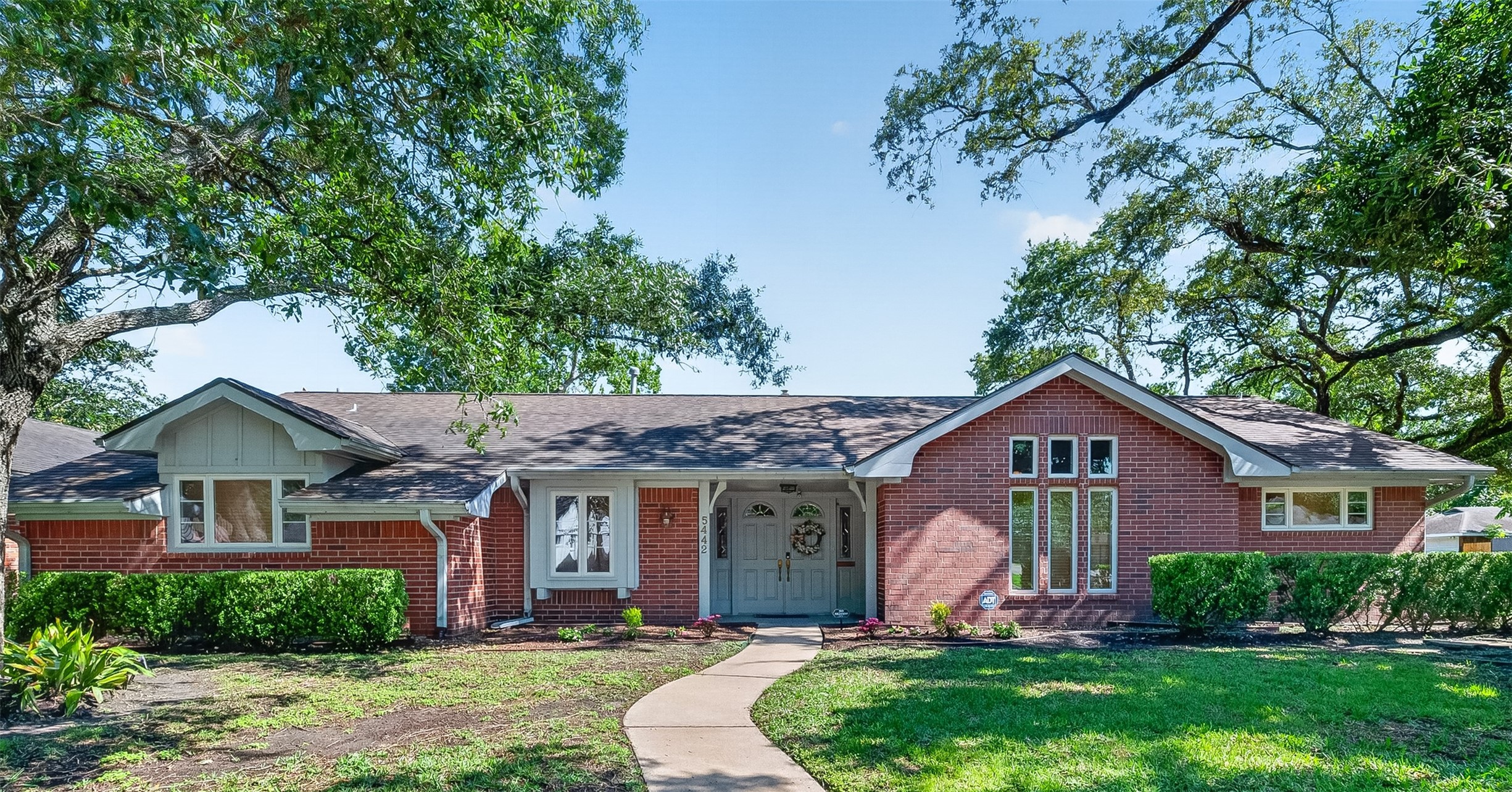 5442 Darnell Street Property Photo 1