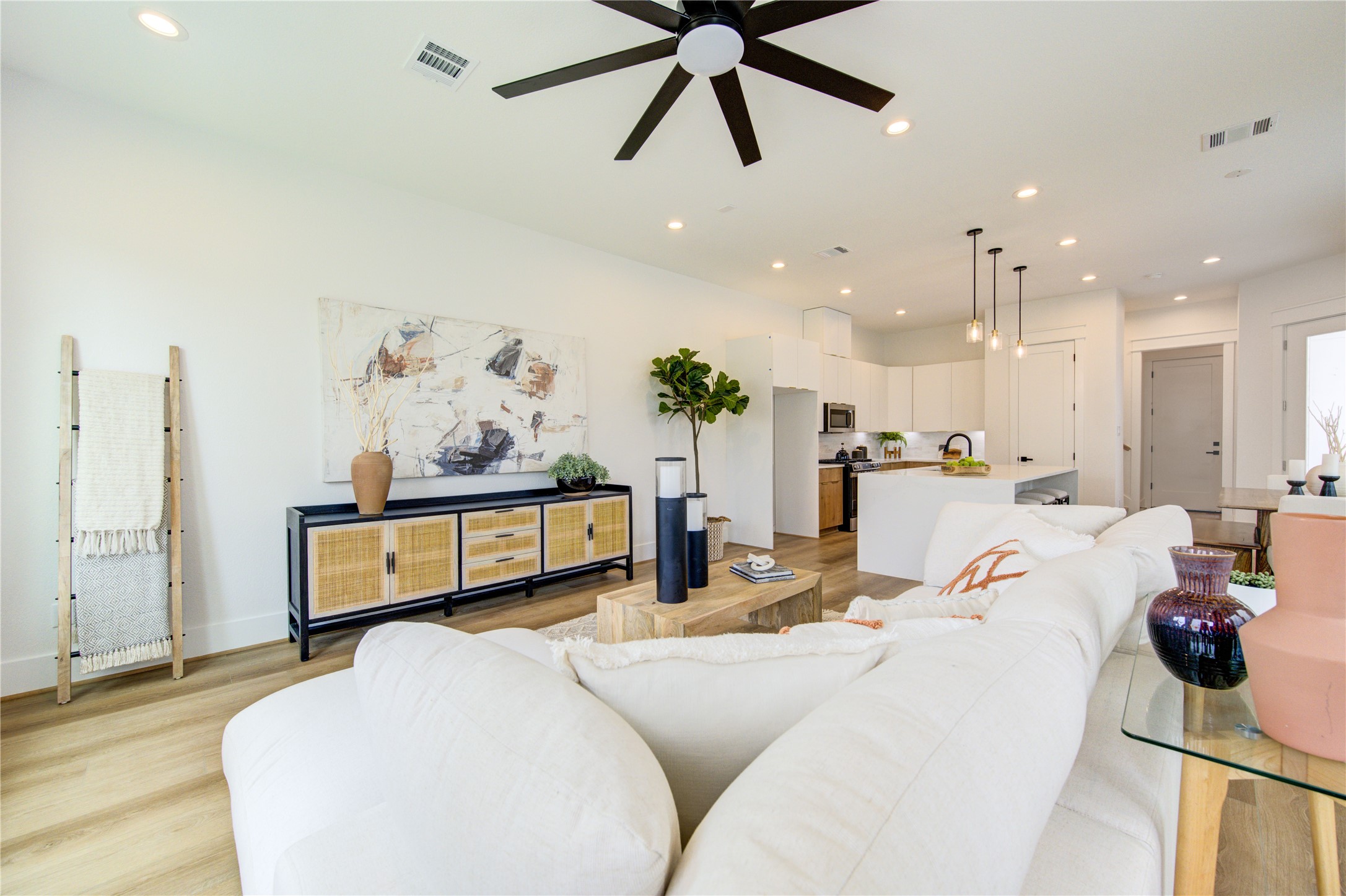 2815 Tuam Street Property Photo 21