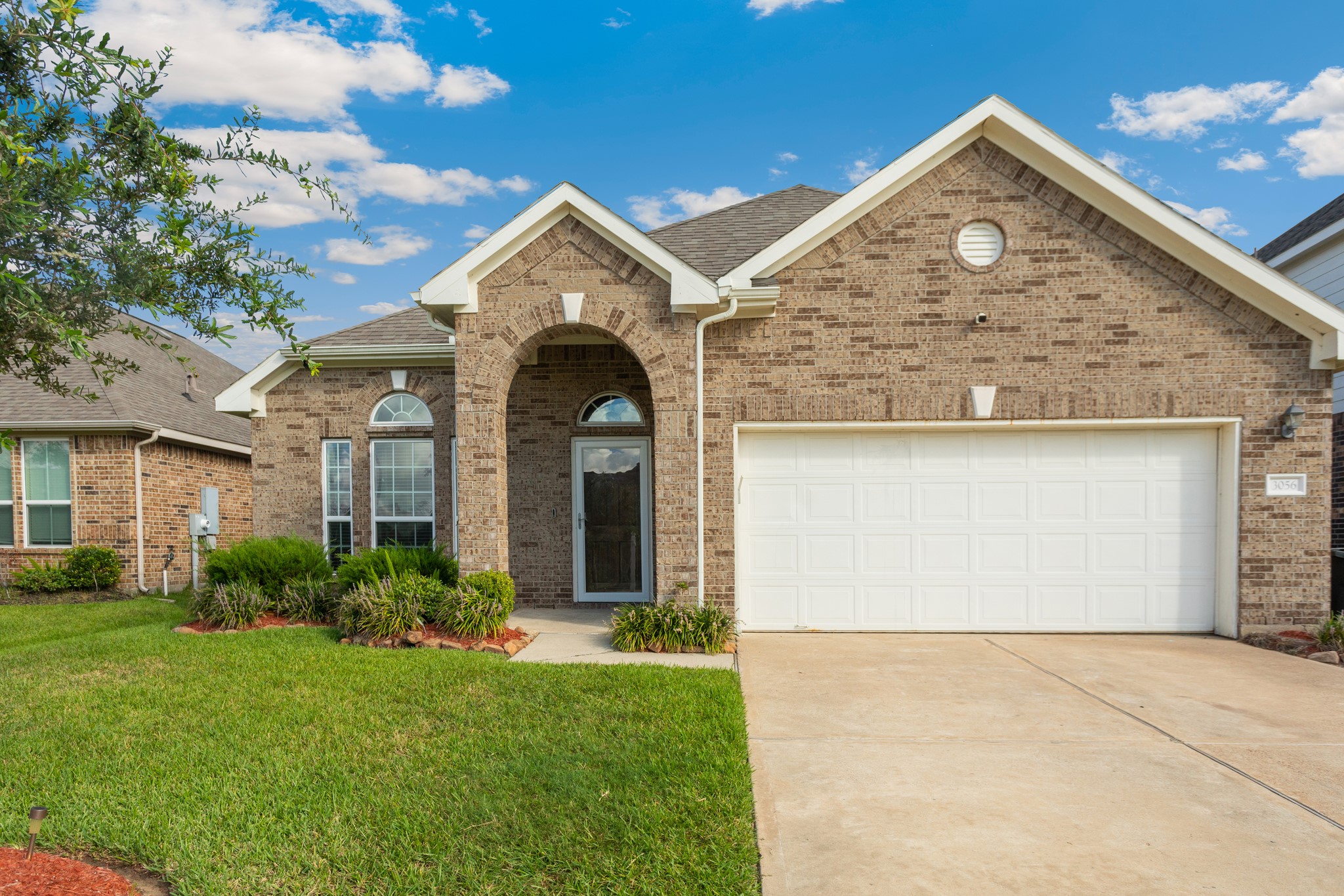 3056 Winterberry Lane Property Photo