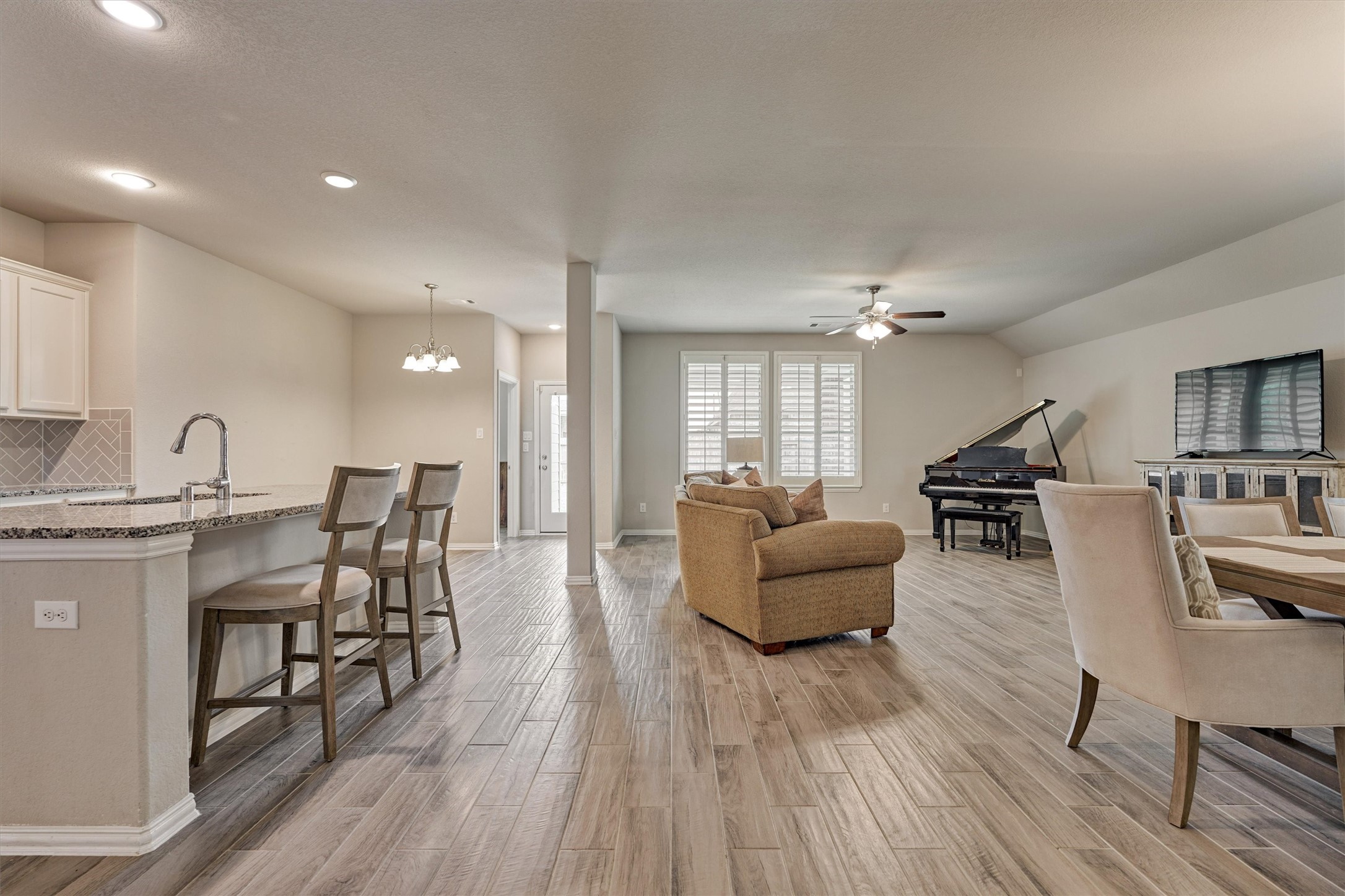 1216 Night Owl Court Property Photo 15