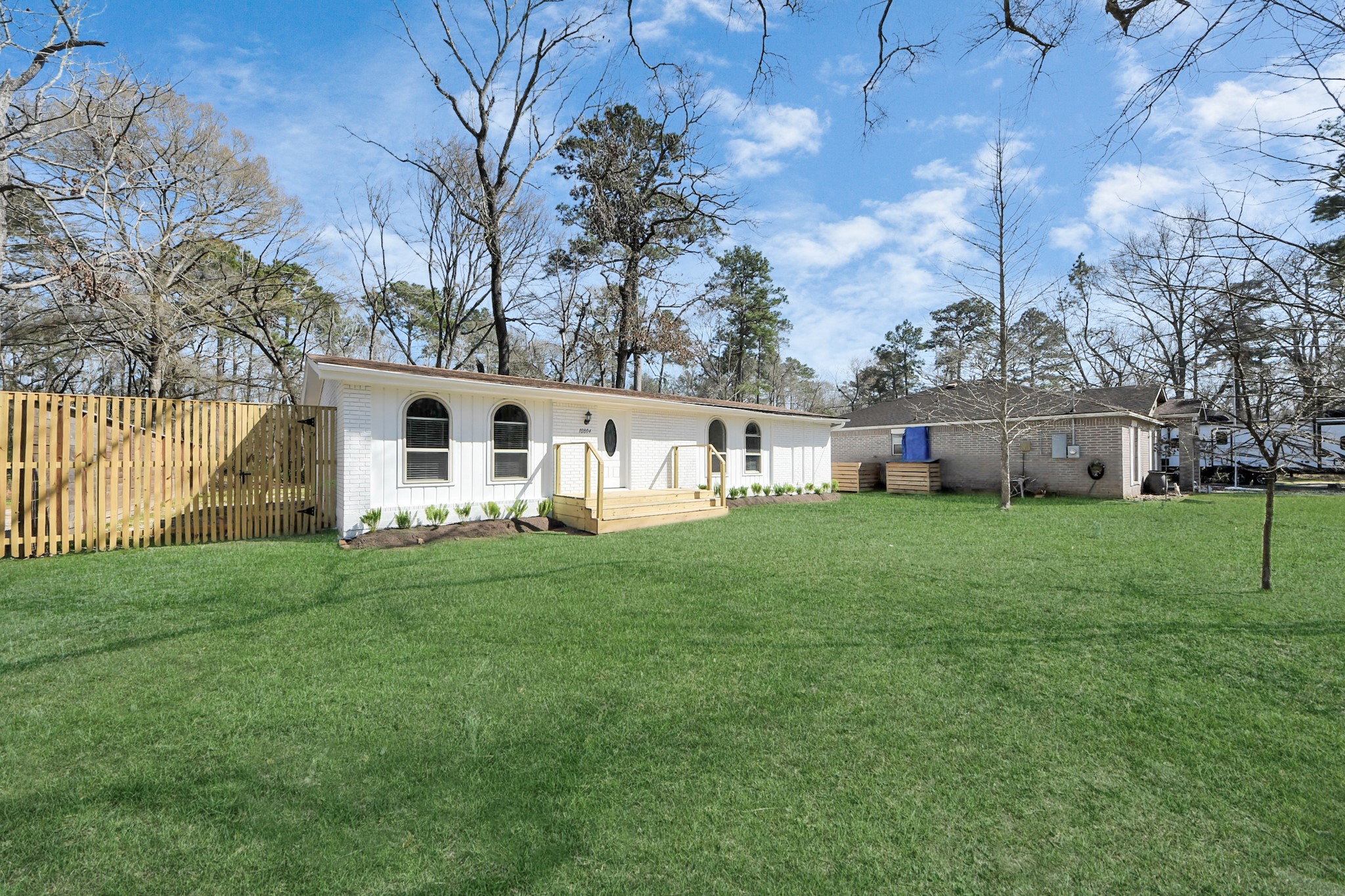10804 Longleaf Drive Property Photo 4