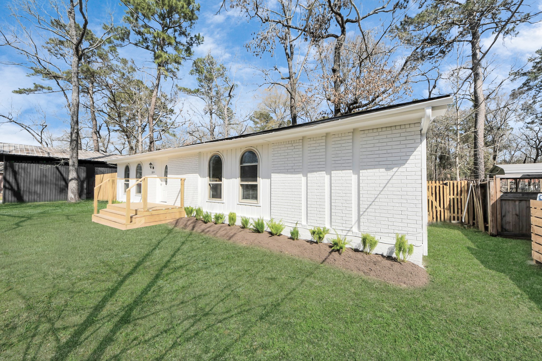 10804 Longleaf Drive Property Photo 5