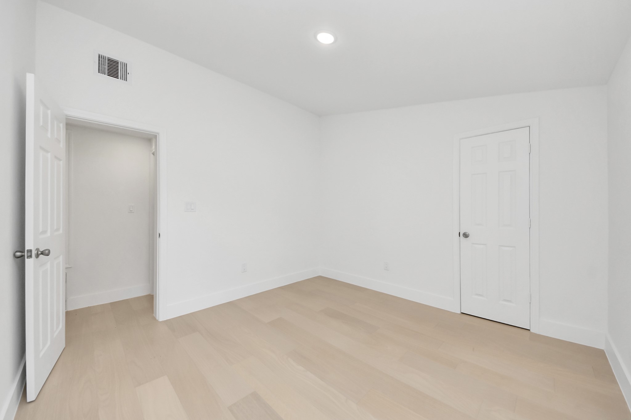 10804 Longleaf Drive Property Photo 26