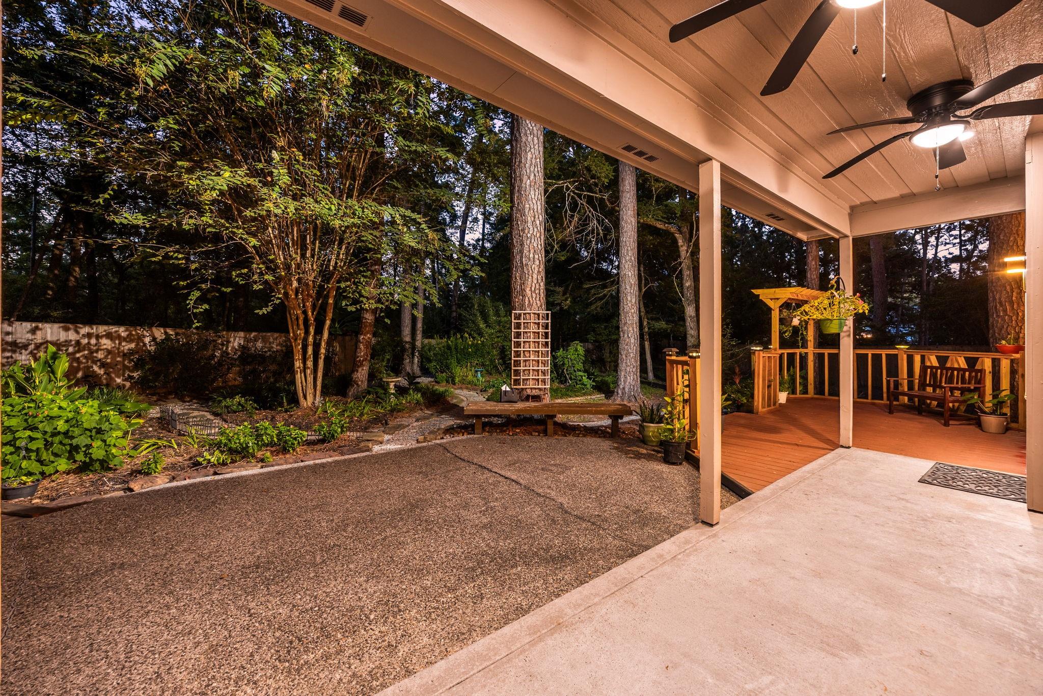 205 Purple Slate Place, The Woodlands Tx 77381 Property Photo 27