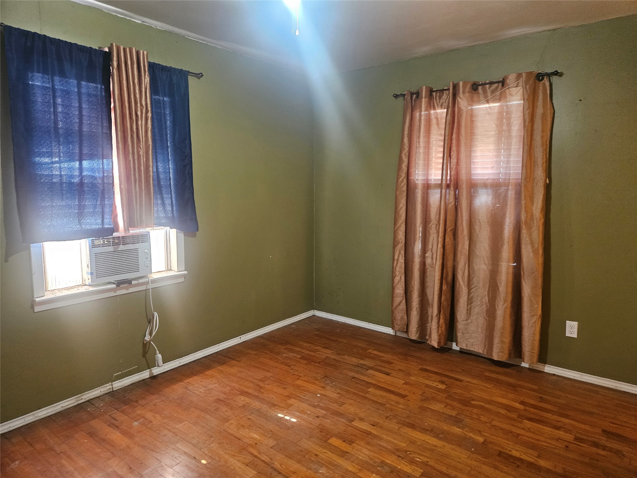 7102 Avenue E Property Photo 5