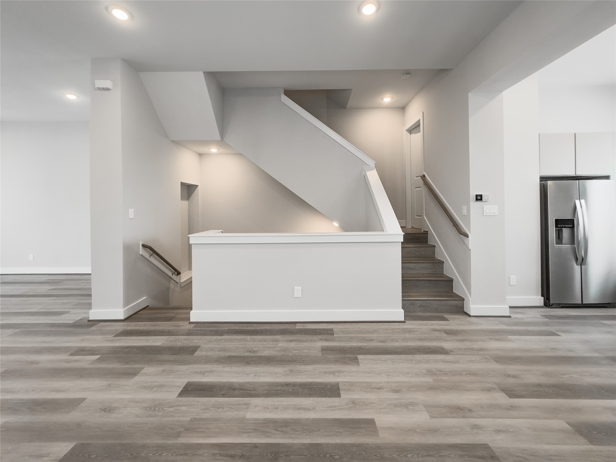 1250 N Post Oak Road C Property Photo 11