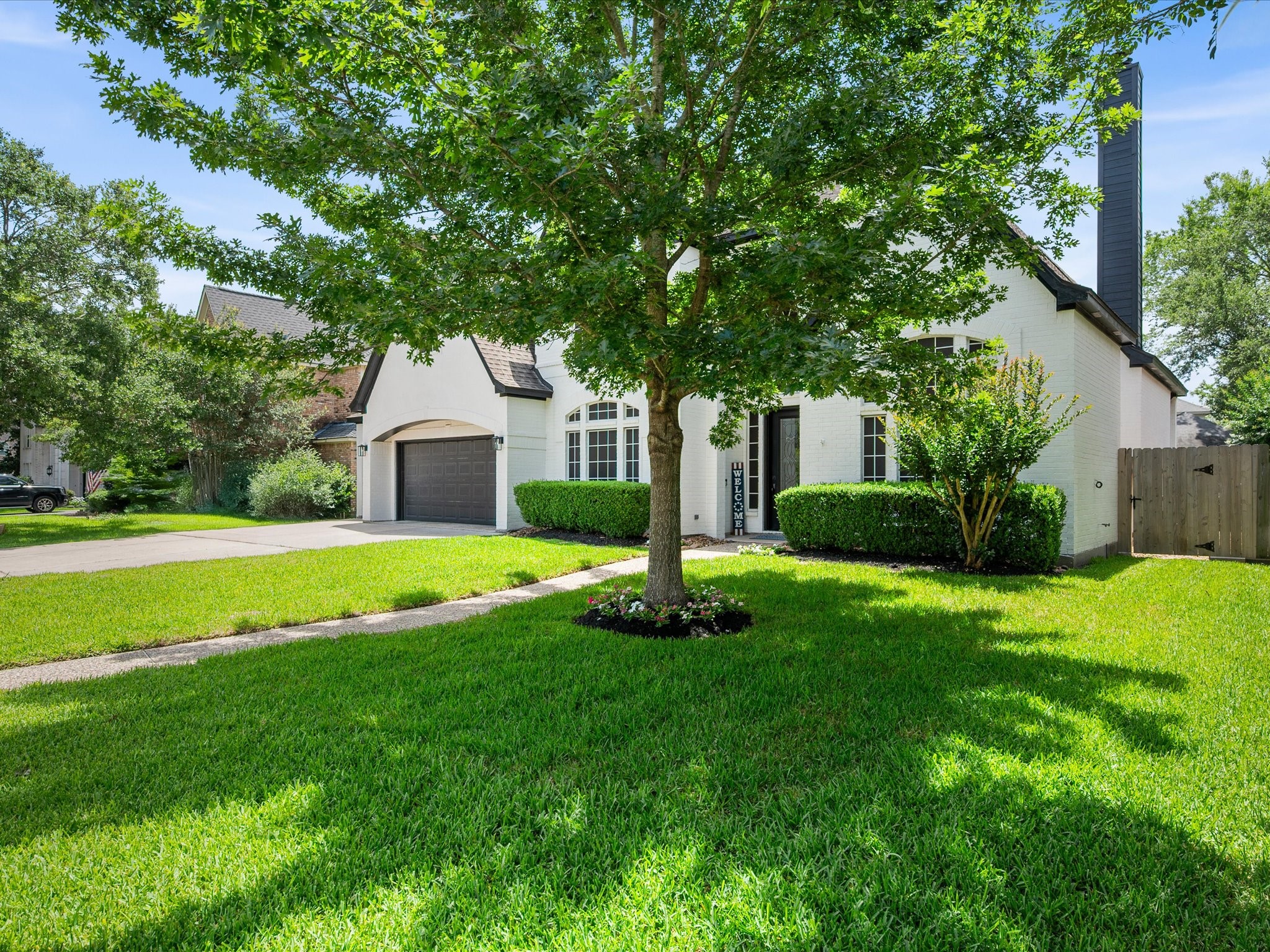 5910 Center Court Drive Property Photo 6