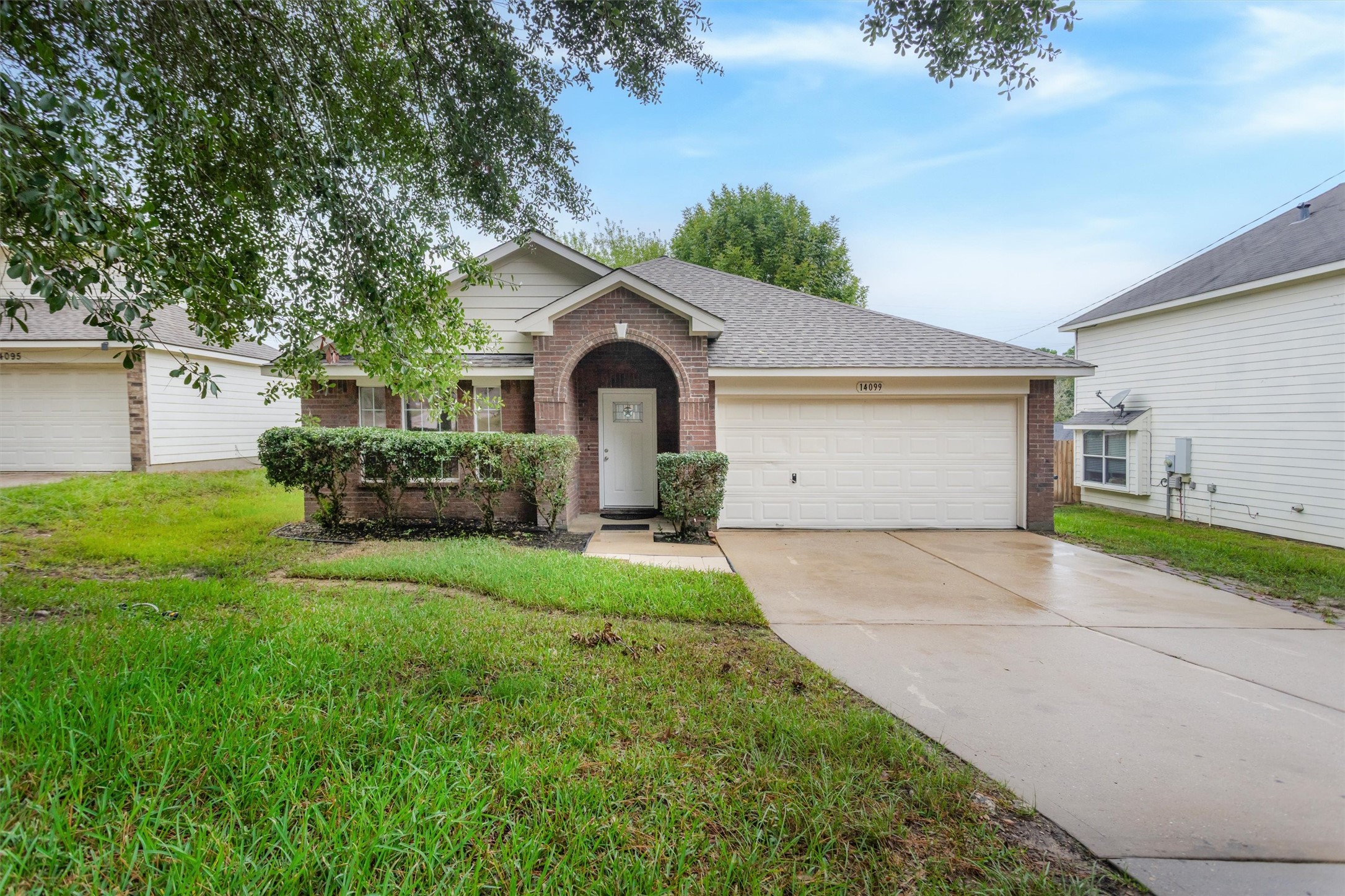 14099 Running Bear Drive Property Photo 4