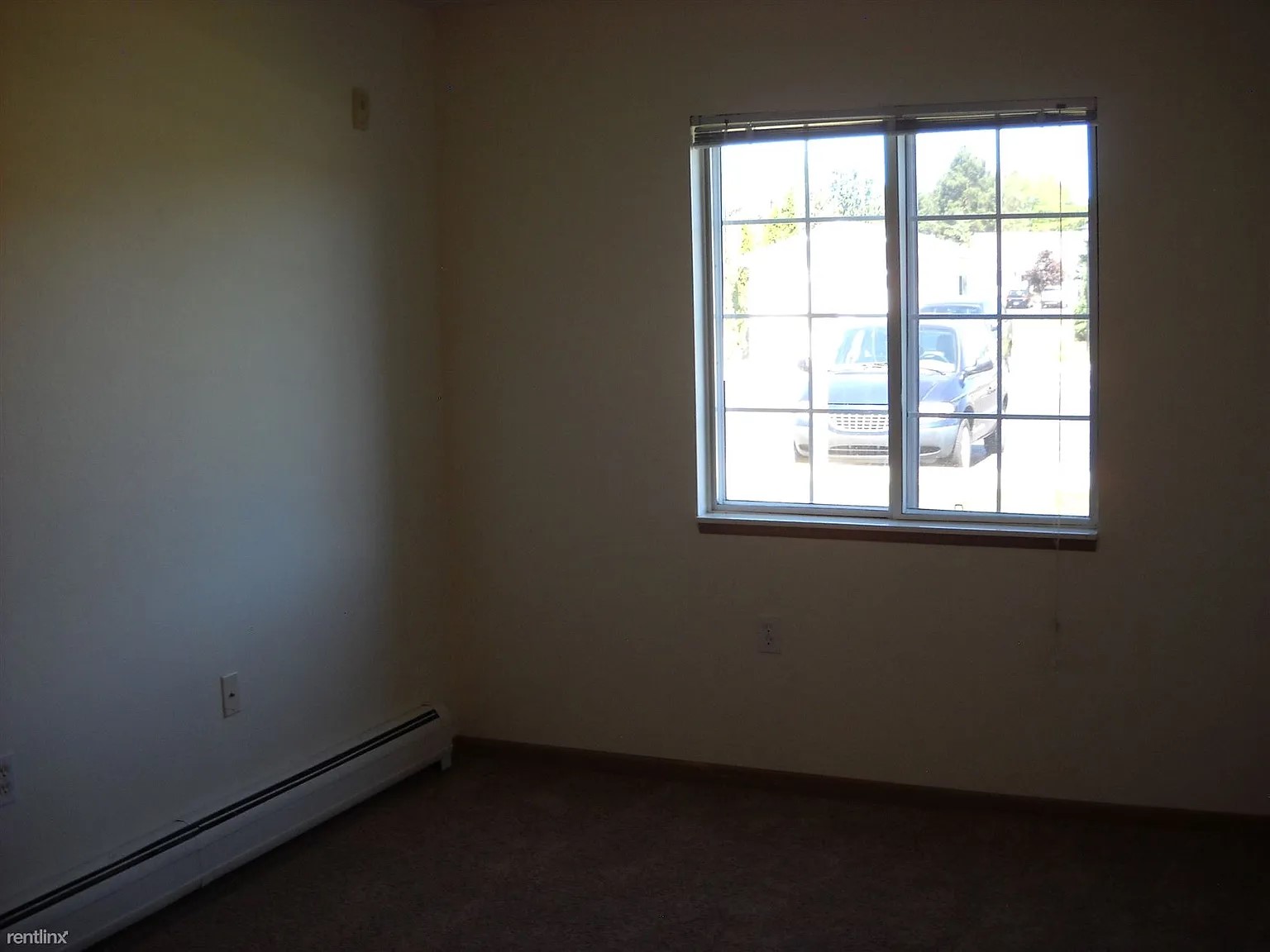 532 N Michigan Ave Property Photo 5