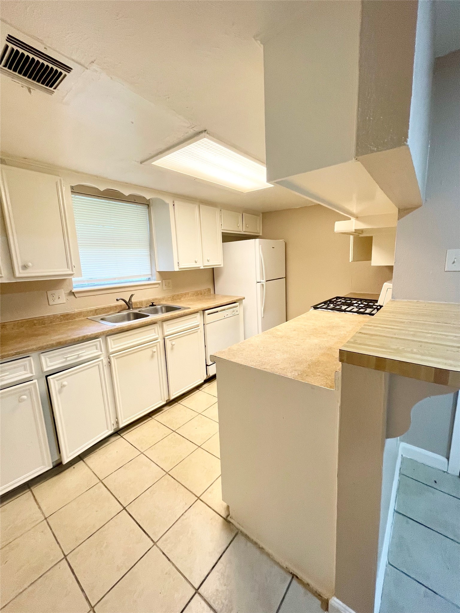 11906 Binghampton Drive Property Photo 9