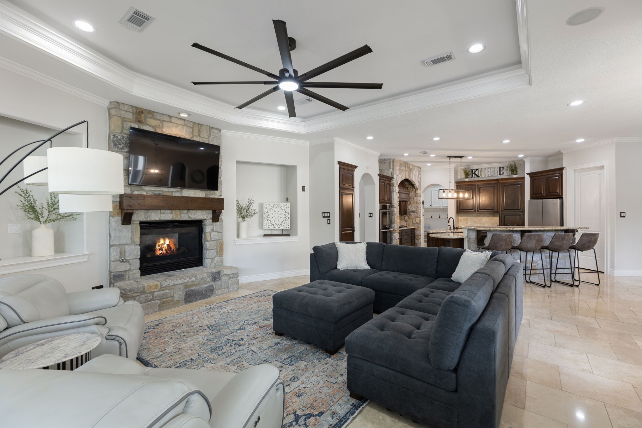 12702 Hunters Canyon Lane Property Photo 12