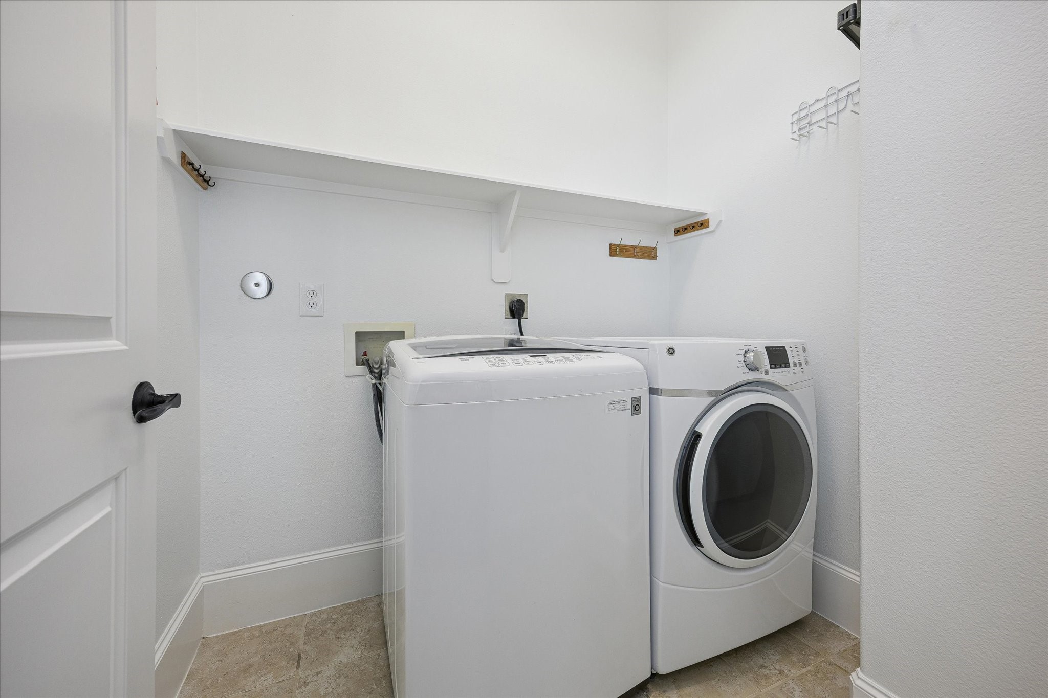 1110 W 25th Street Property Photo 17
