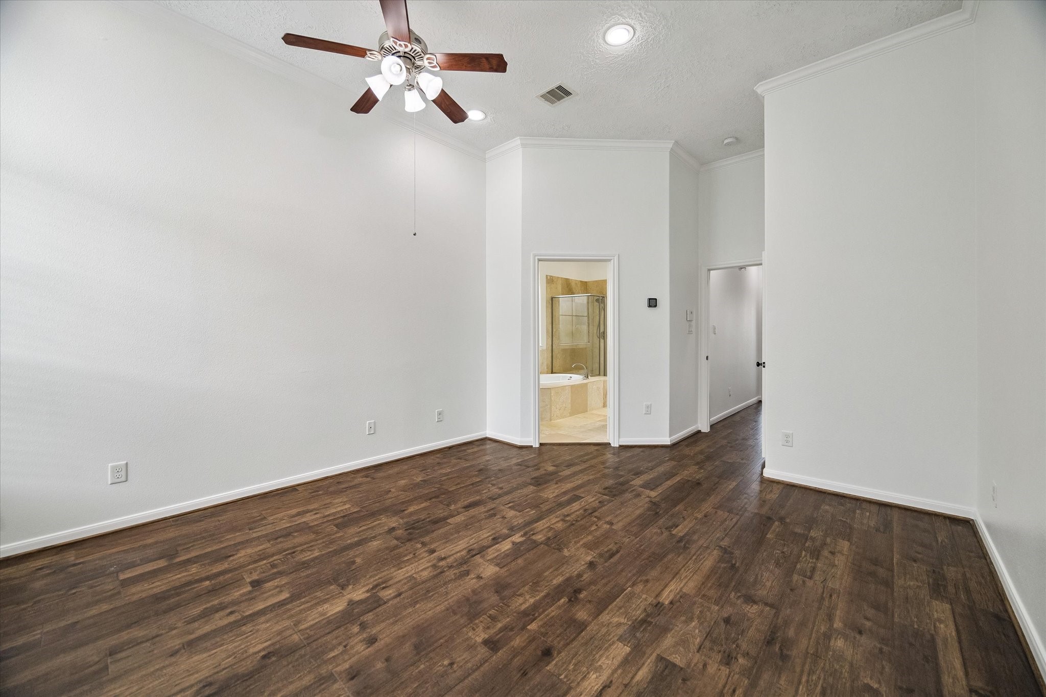 1110 W 25th Street Property Photo 22