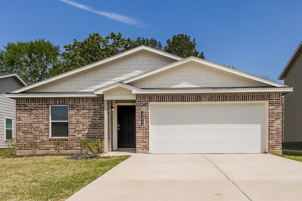 15653 Del Norte Drive Property Photo 1