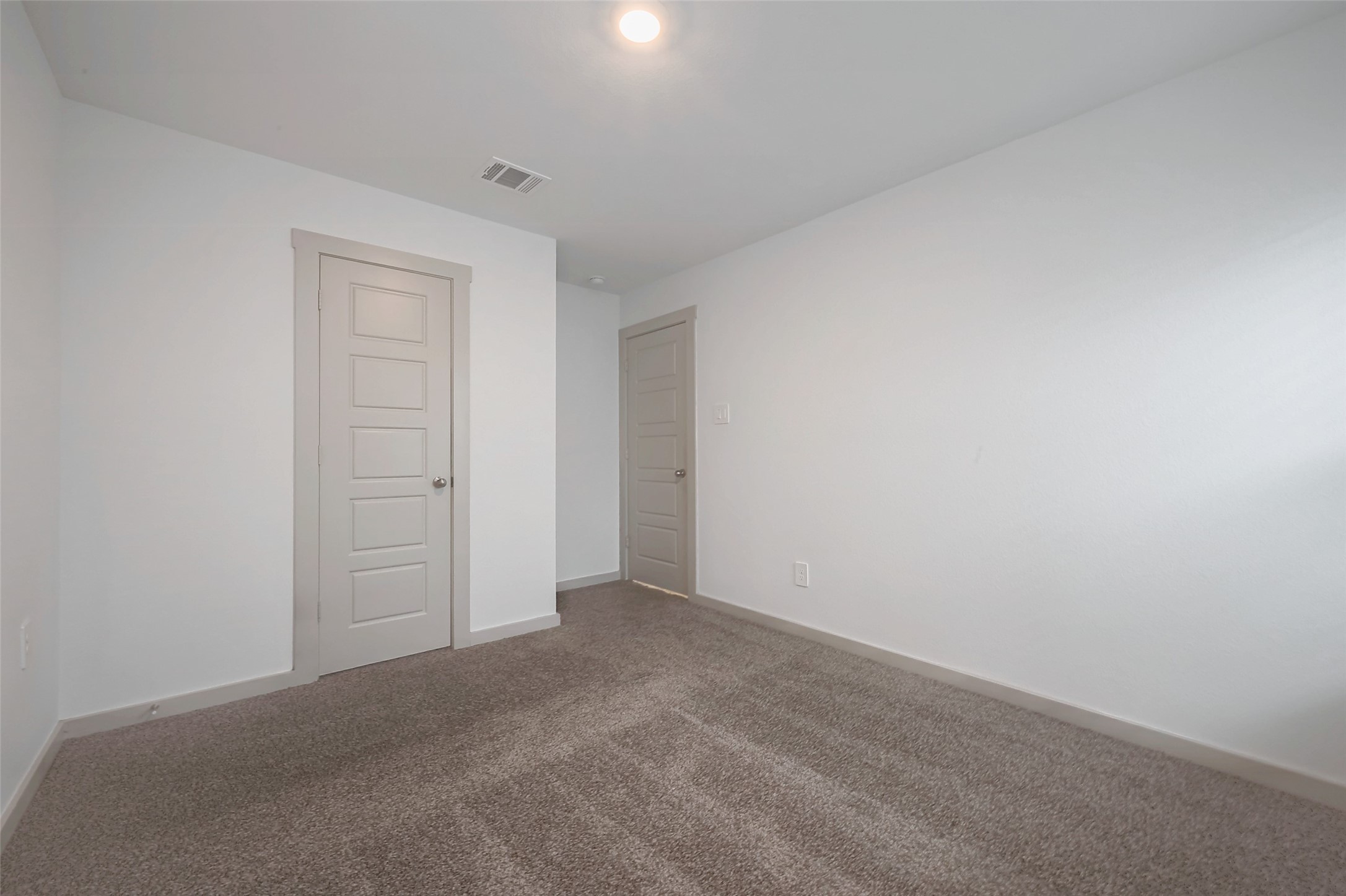 718 Hearth Manor Dr Property Photo 13