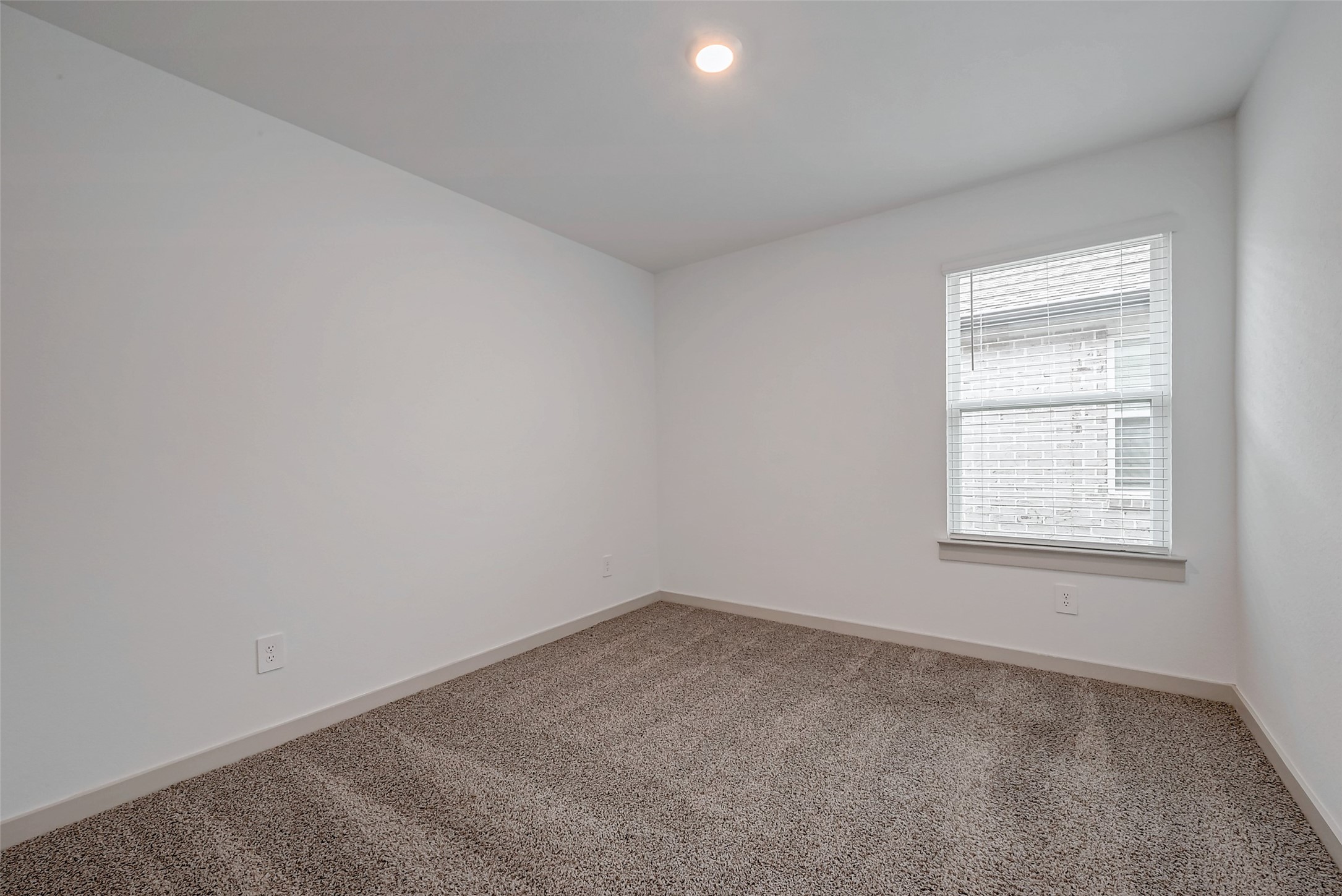 718 Hearth Manor Dr Property Photo 15