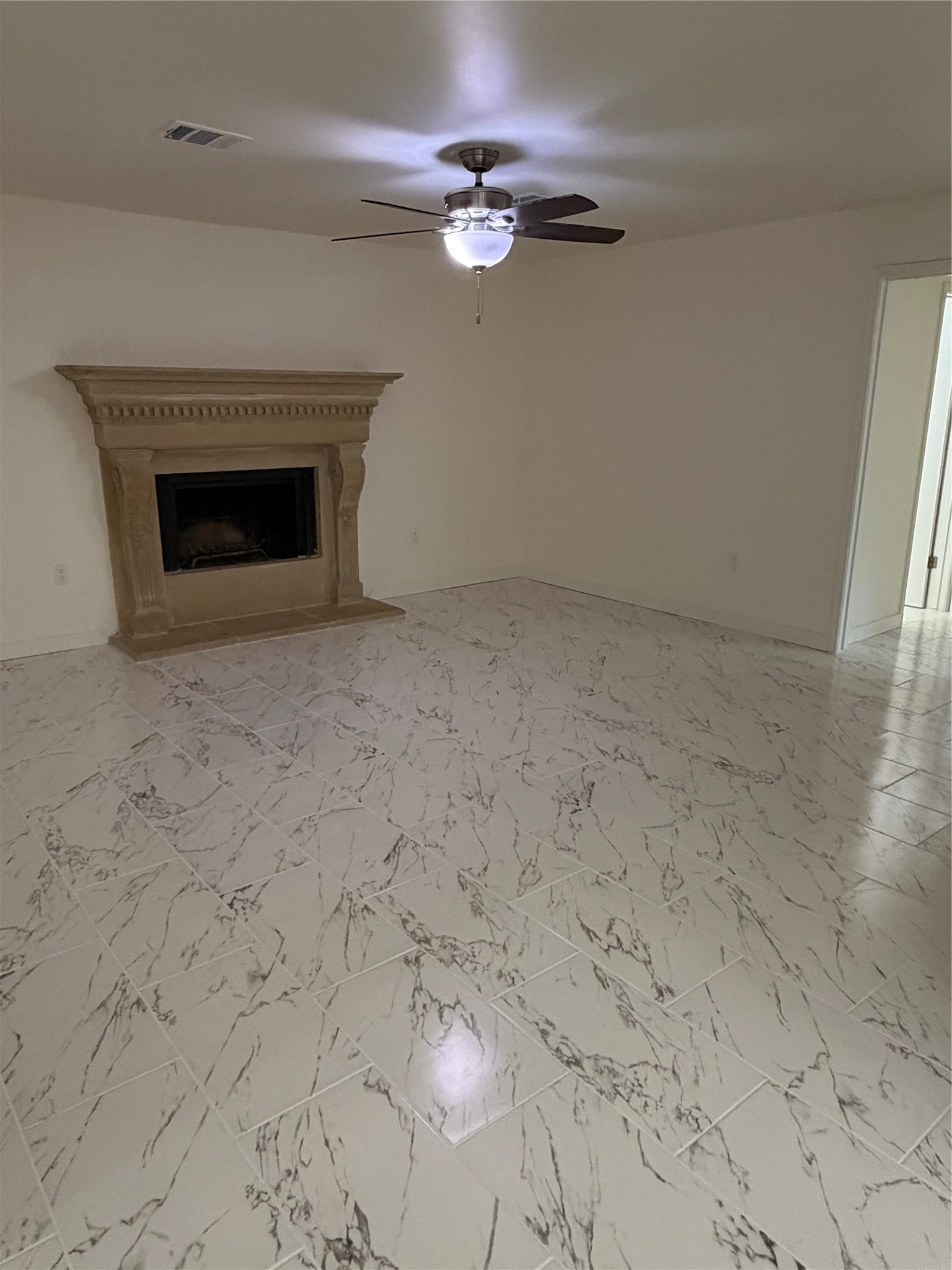 2110 Bentvine Drive Property Photo 4