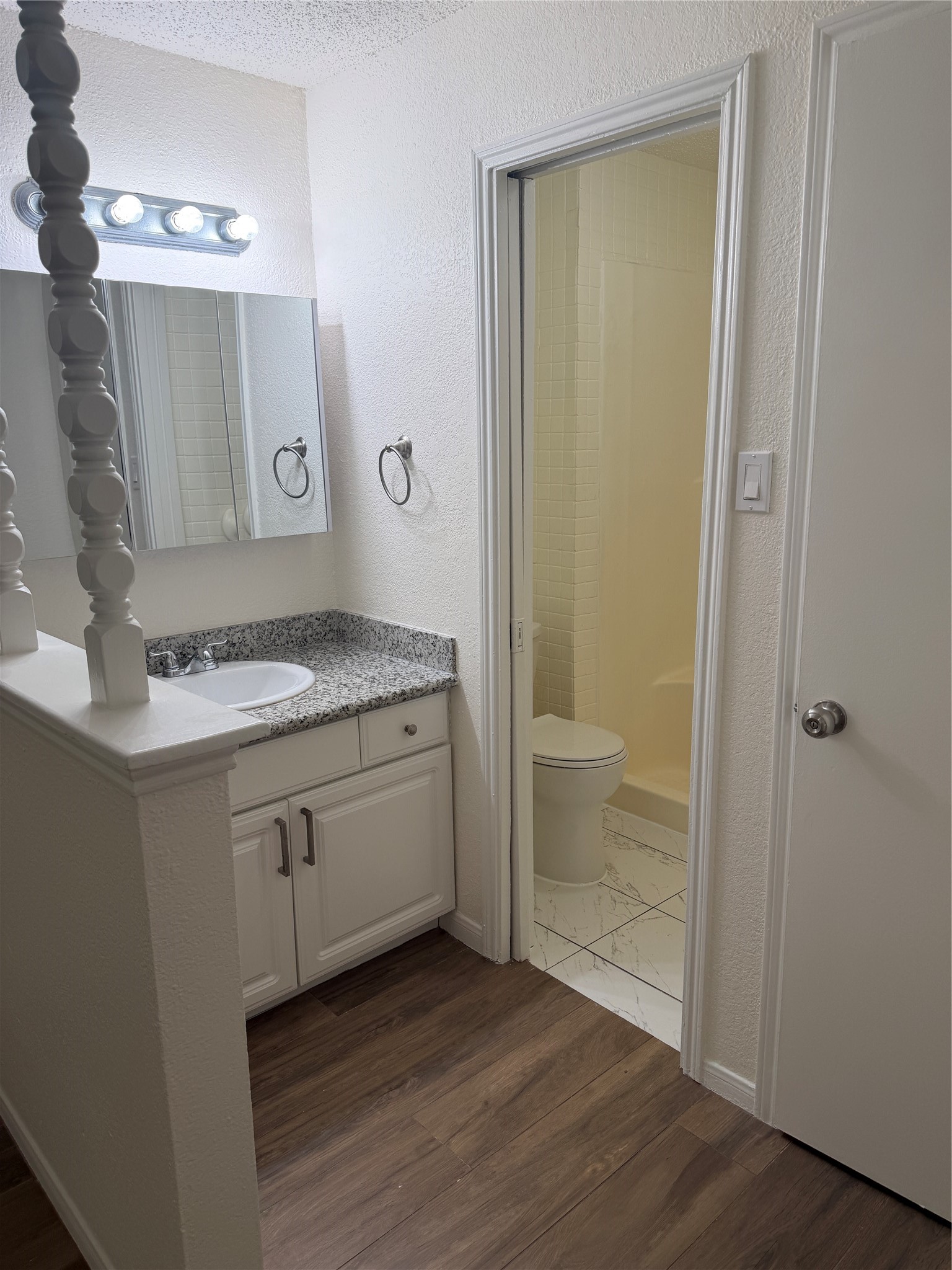 2110 Bentvine Drive Property Photo 7