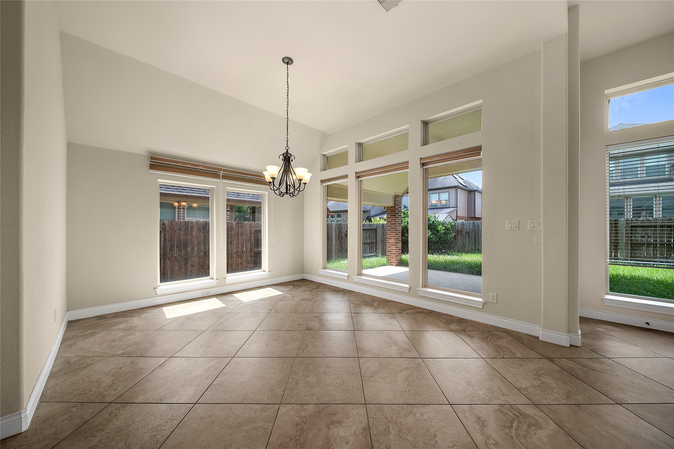 29131 Erica Lee Court Property Photo 10