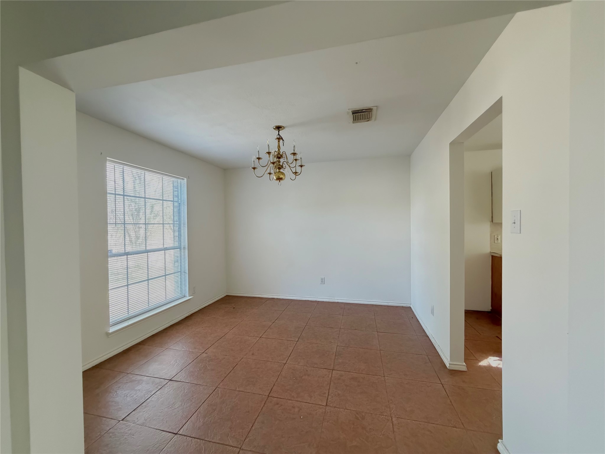 3303 Bent Spring Court Property Photo 8