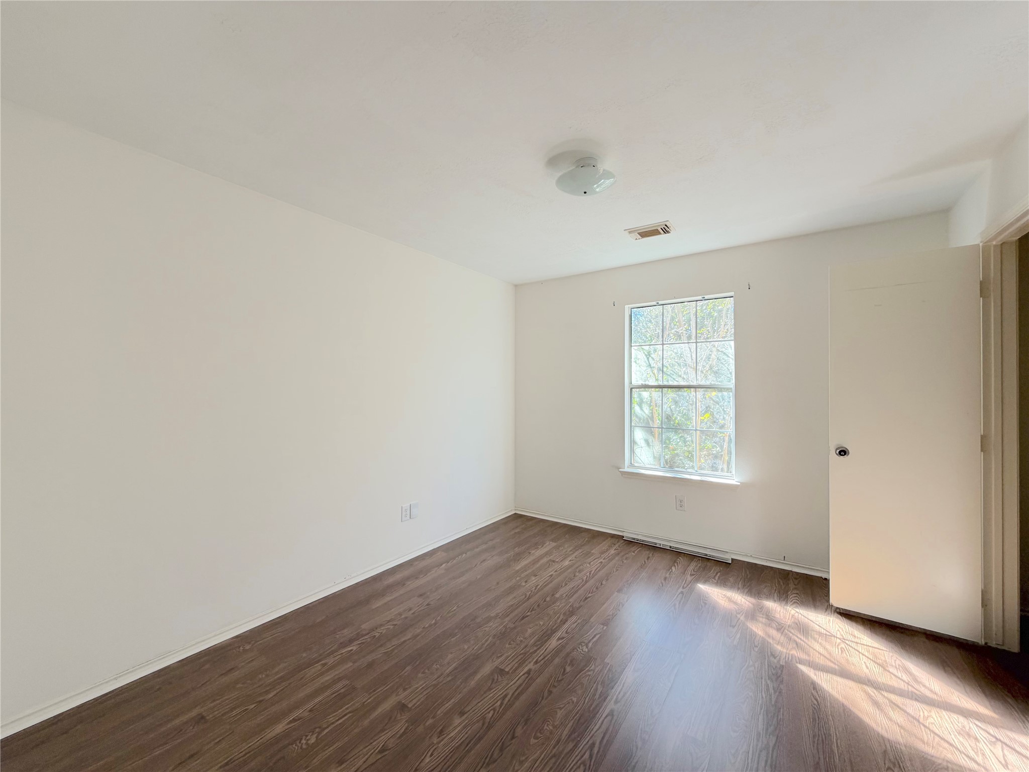 3303 Bent Spring Court Property Photo 15