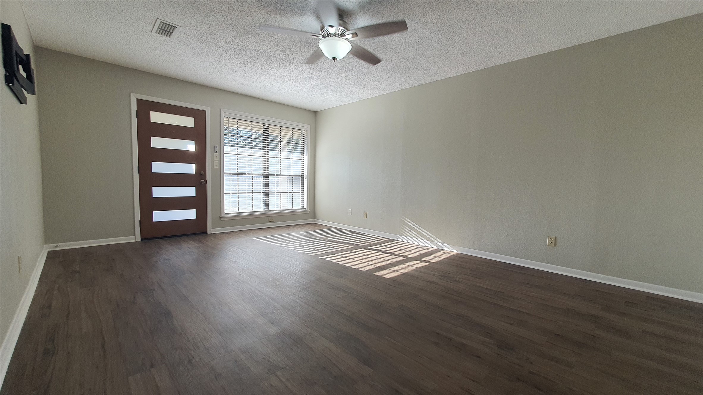 1903 S Austin Street A Property Photo 7